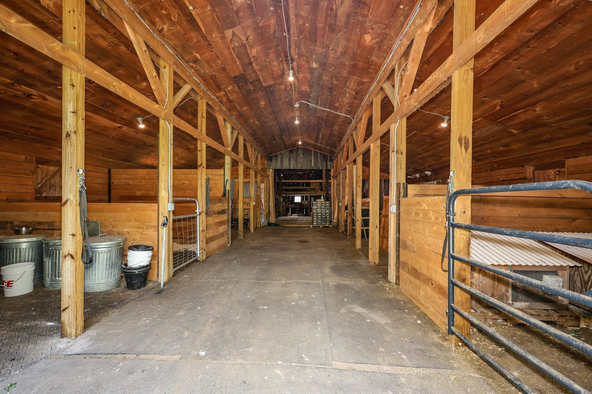 558 East Deering Road Property Photo 33