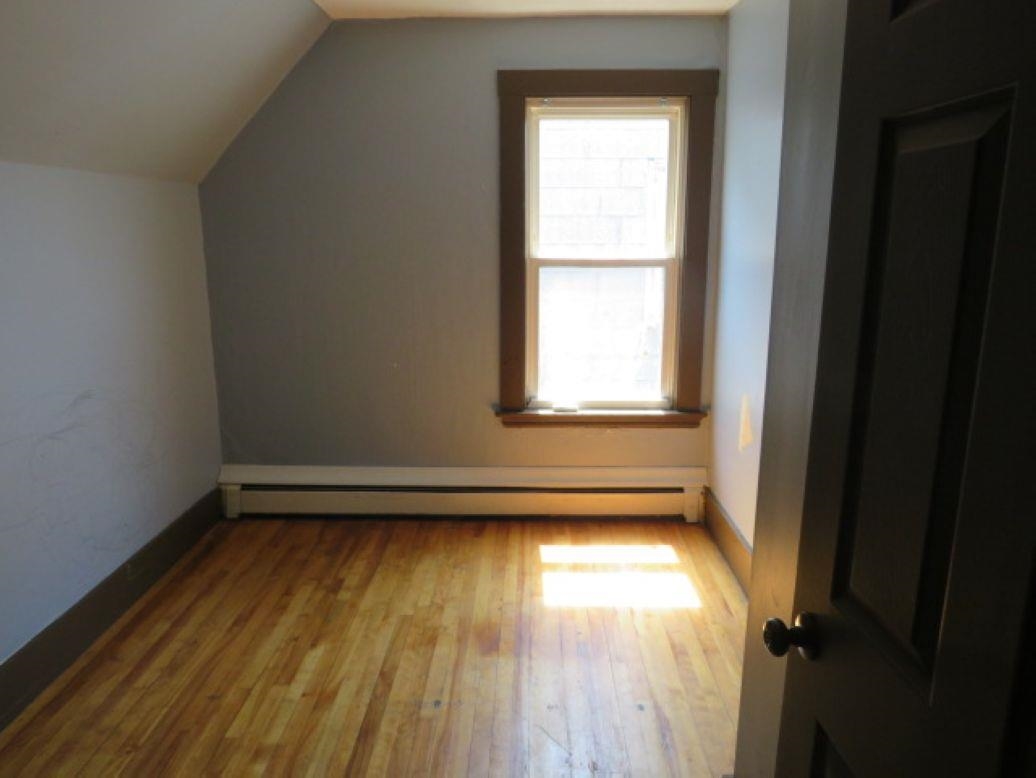 378 Madison Avenue Property Photo 9