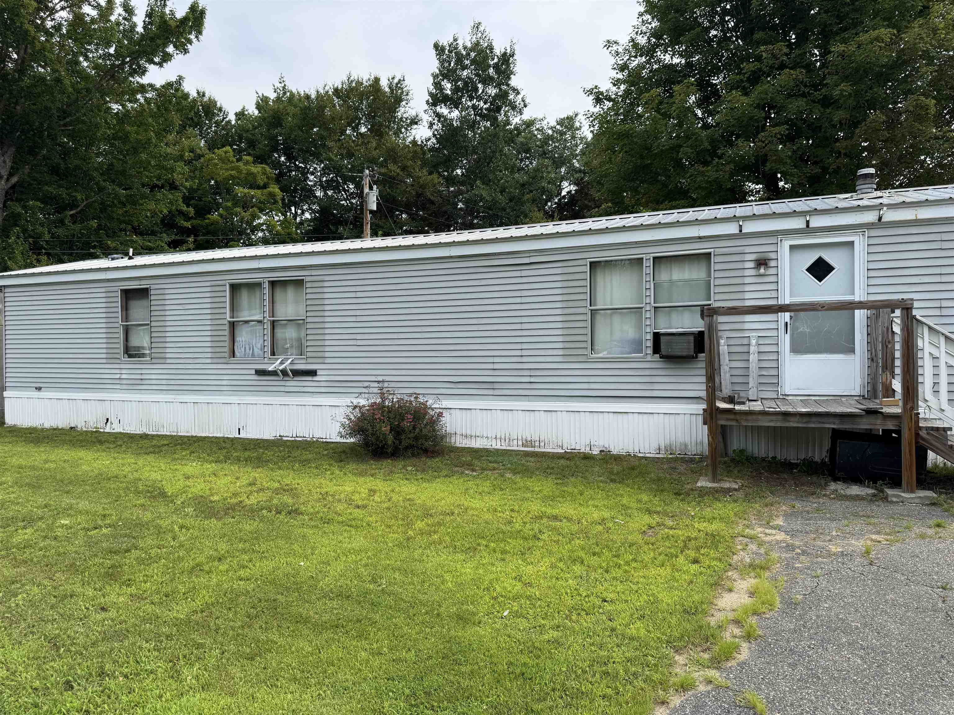 158 Oakwood Drive Property Photo 1