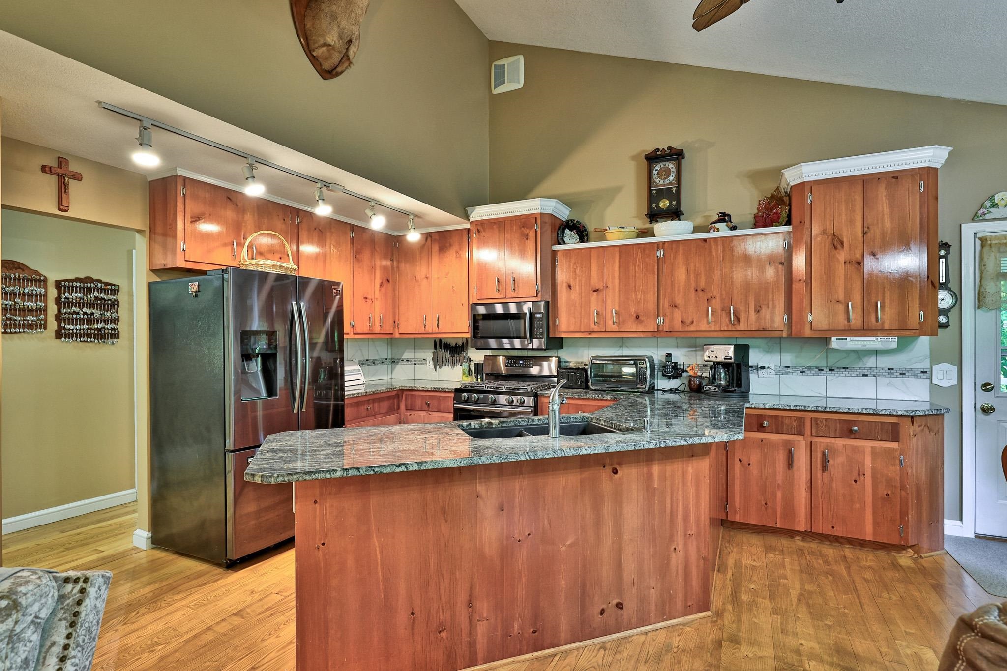 2500 Morse Hollow Road Property Photo 12