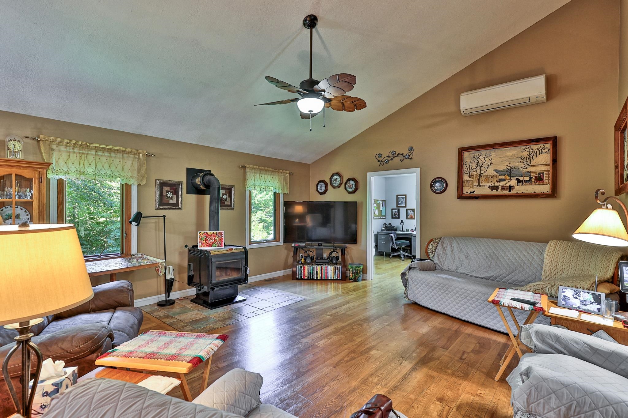 2500 Morse Hollow Road Property Photo 16