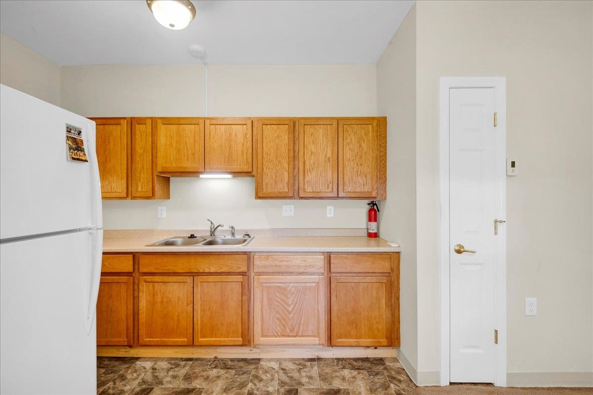 1 Atrium Way Property Photo 6