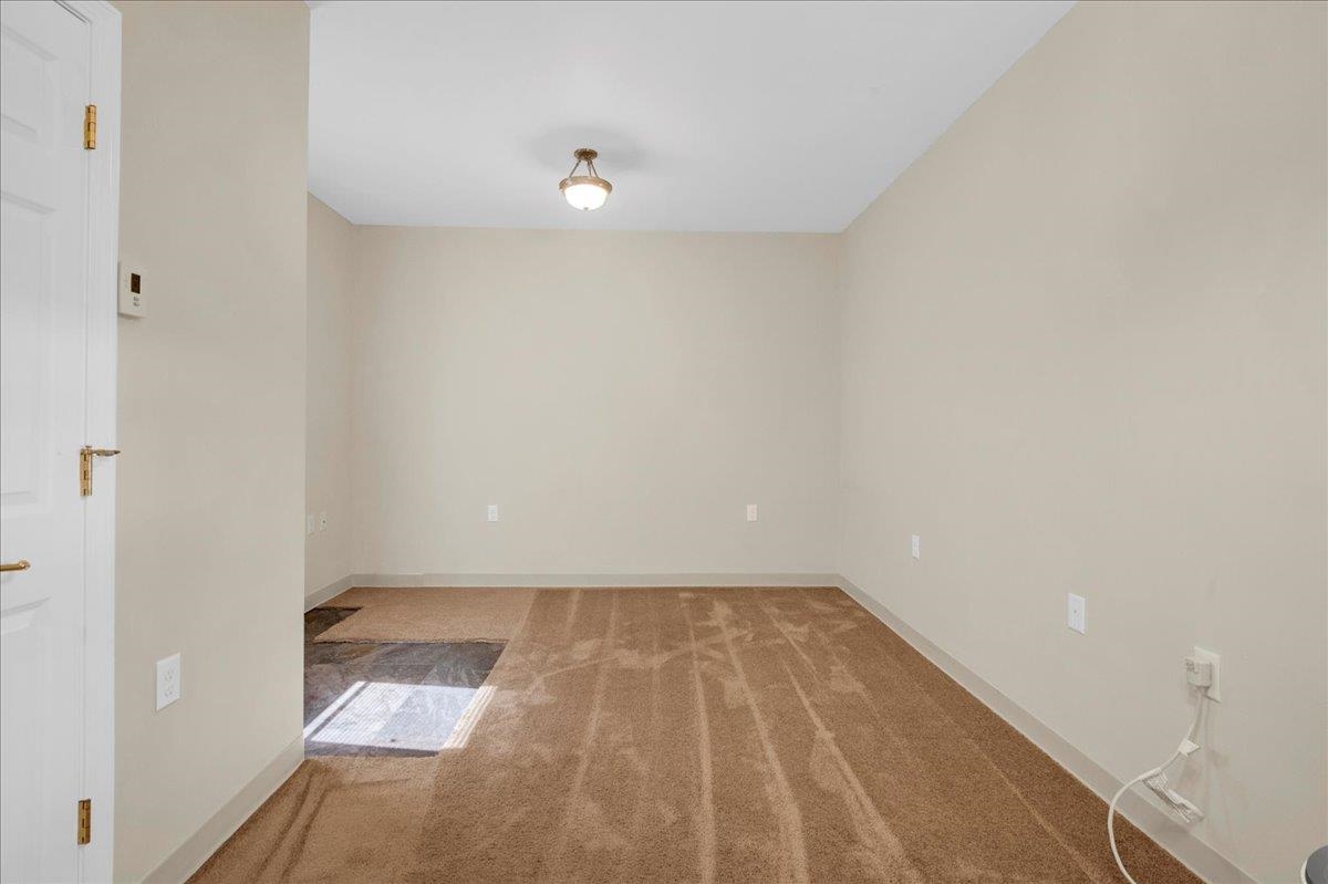 1 Atrium Way Property Photo 11