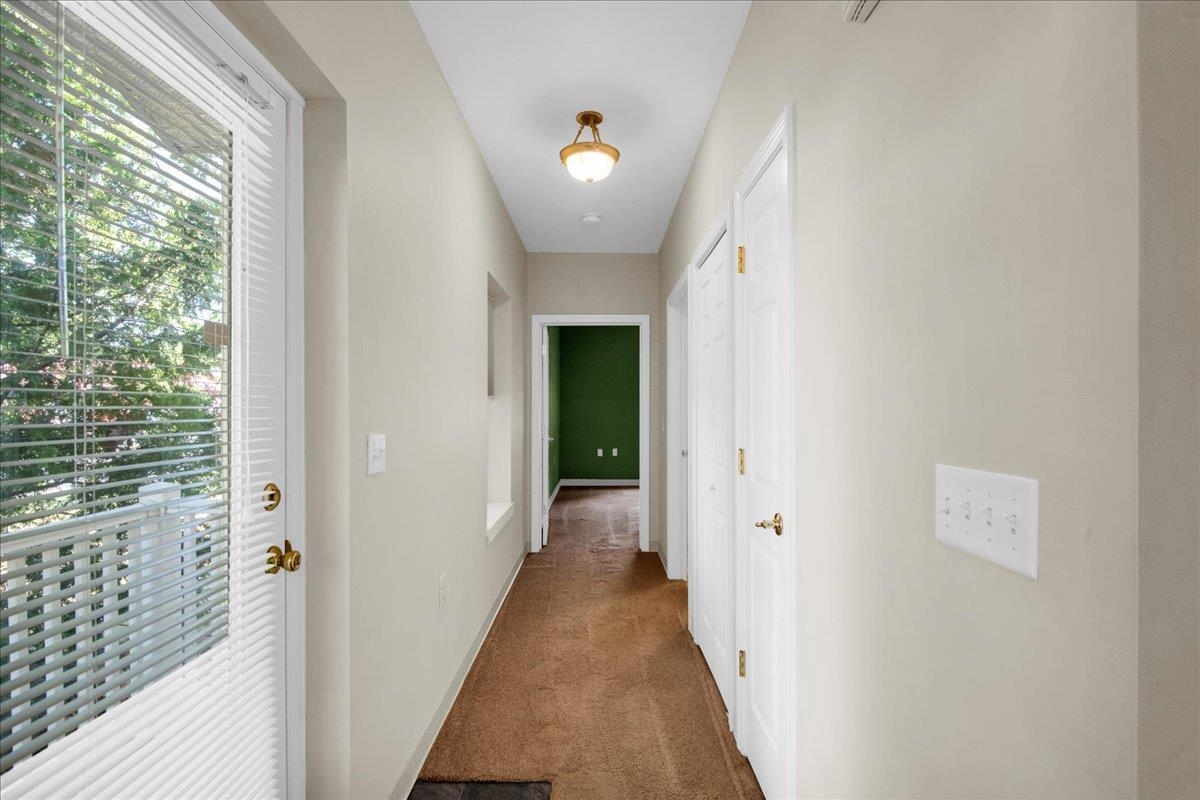 1 Atrium Way Property Photo 13