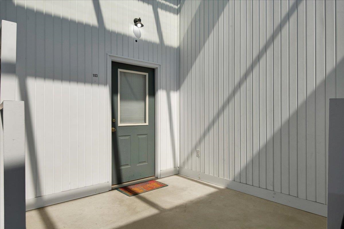 1 Atrium Way Property Photo 26