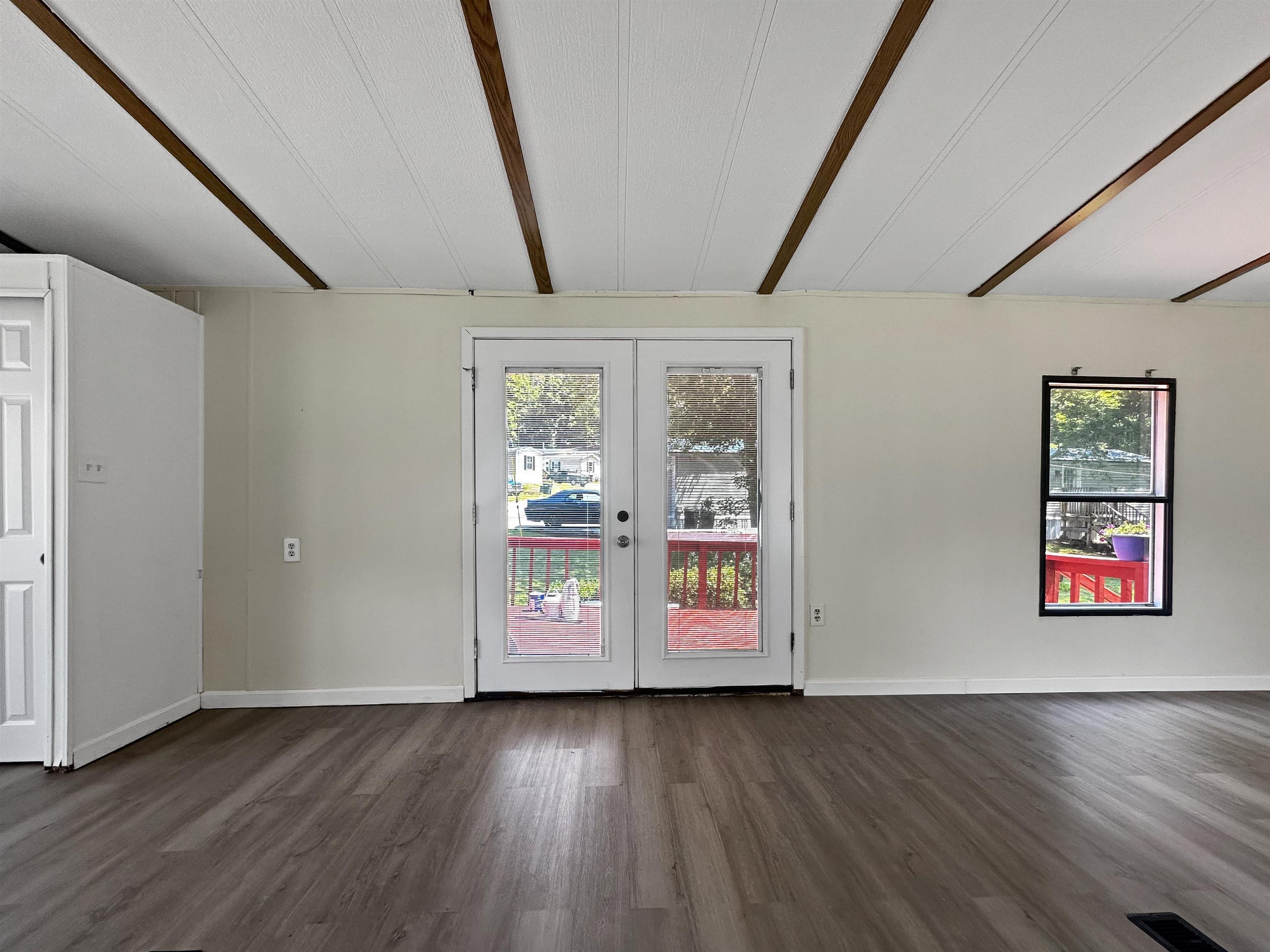3 Monroe Avenue Property Photo 5