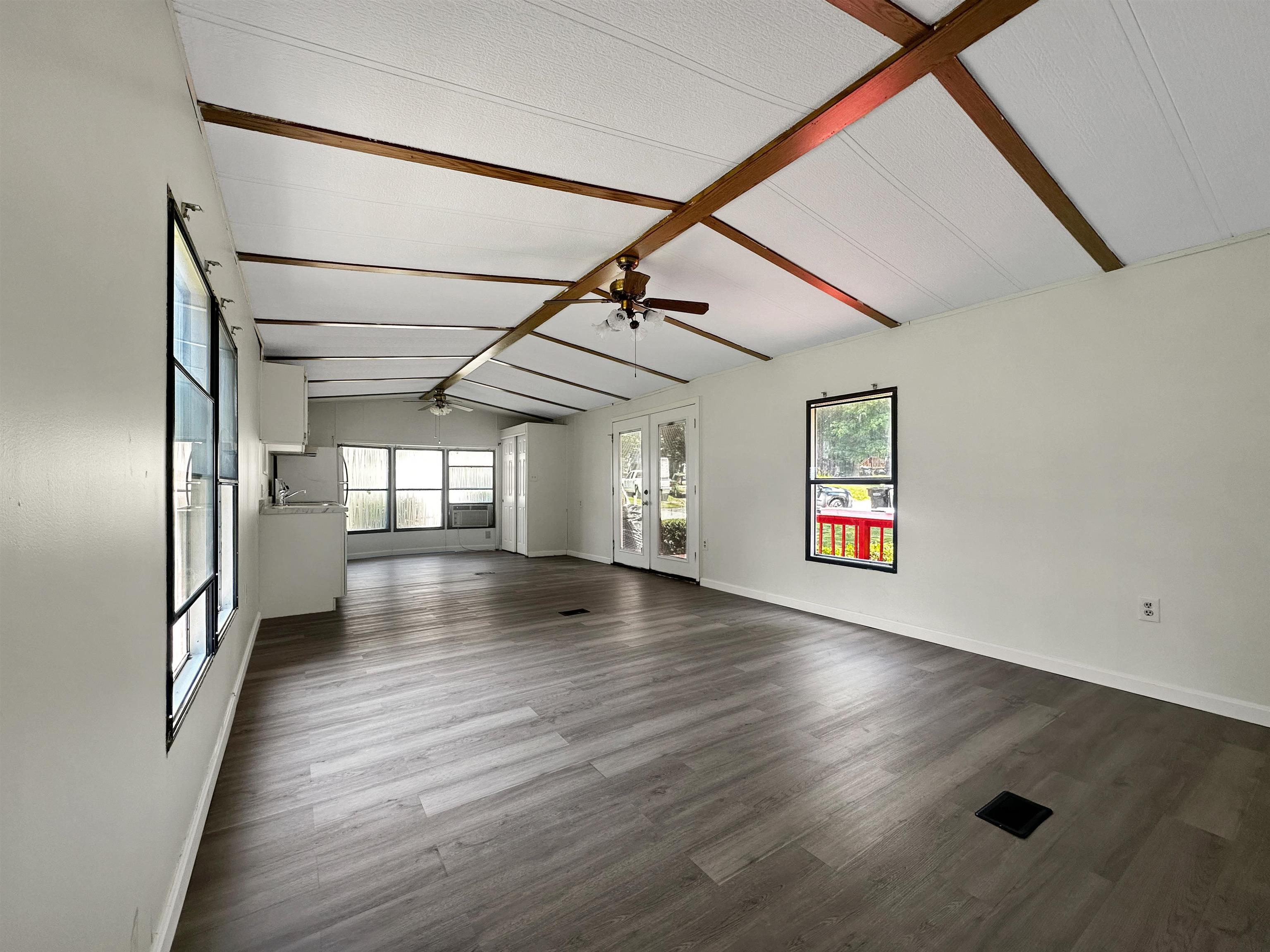 3 Monroe Avenue Property Photo 8