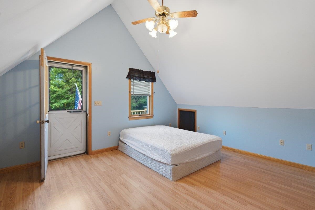 87 B Hill Road Property Photo 18