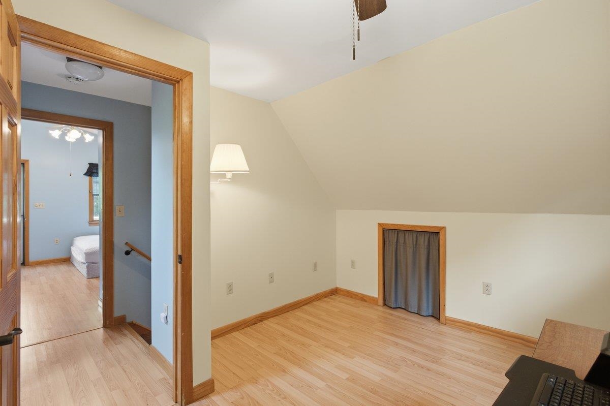 87 B Hill Road Property Photo 22