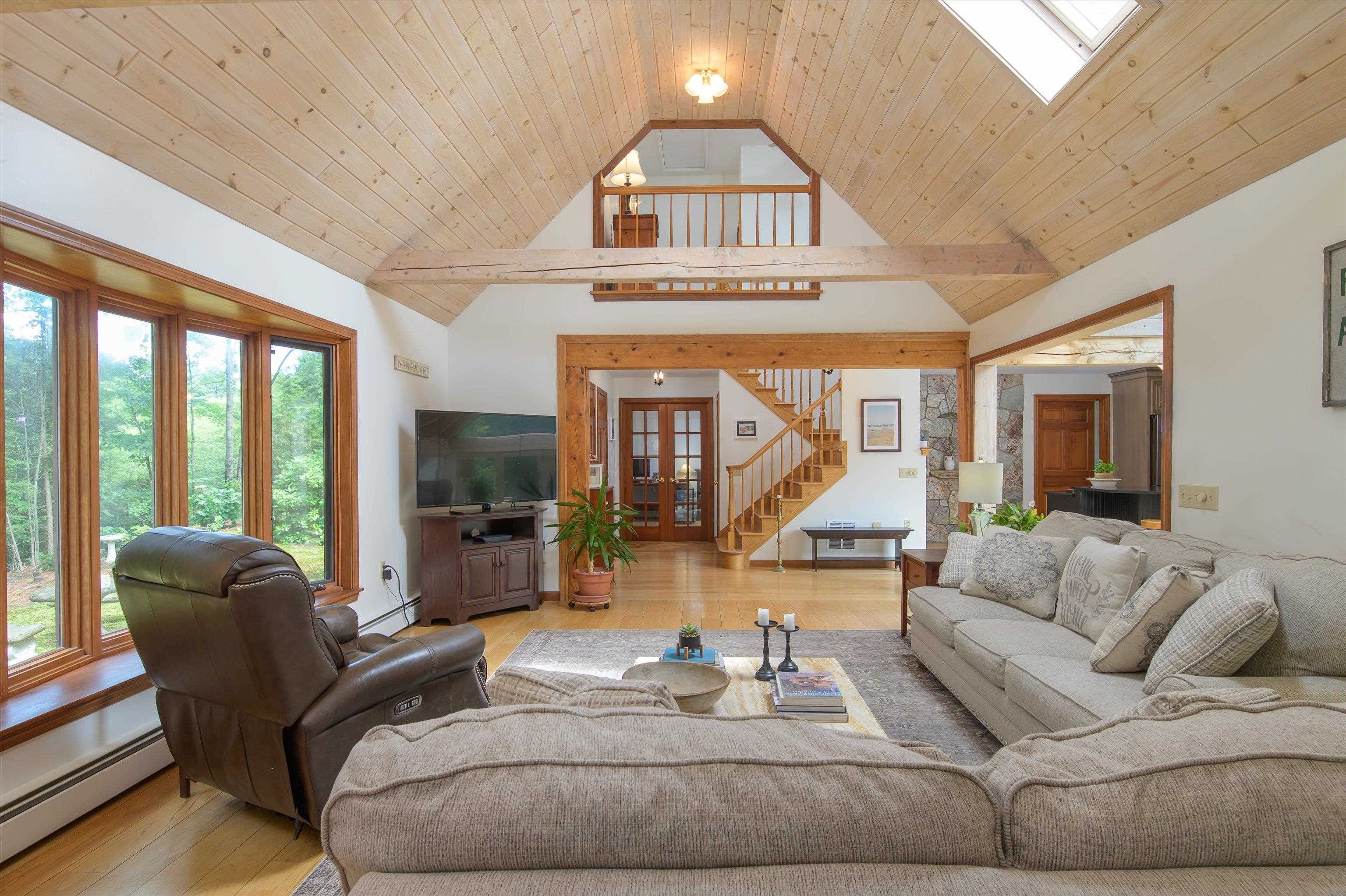 15 Skyline Drive Property Photo 3