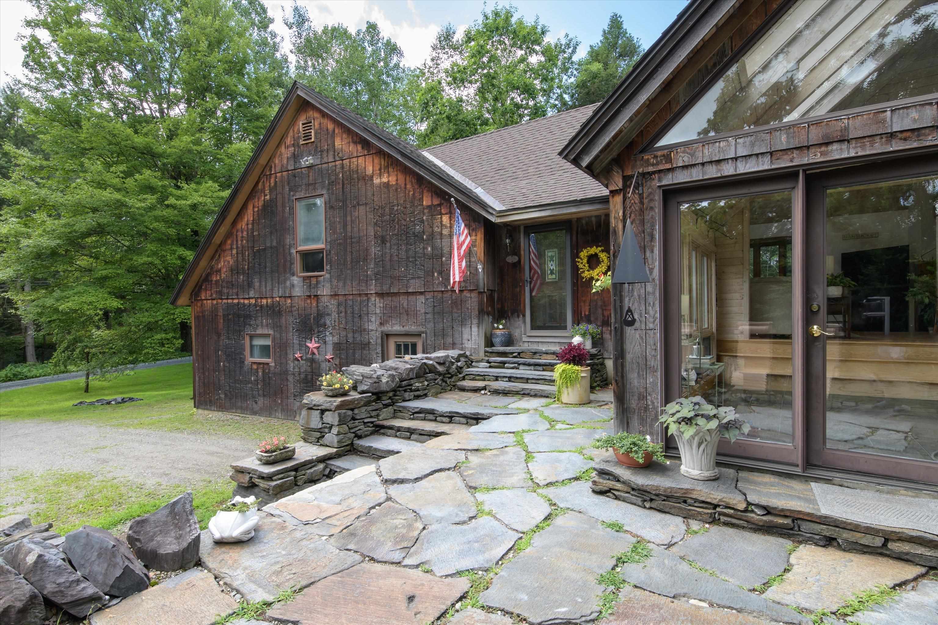 15 Skyline Drive Property Photo 32