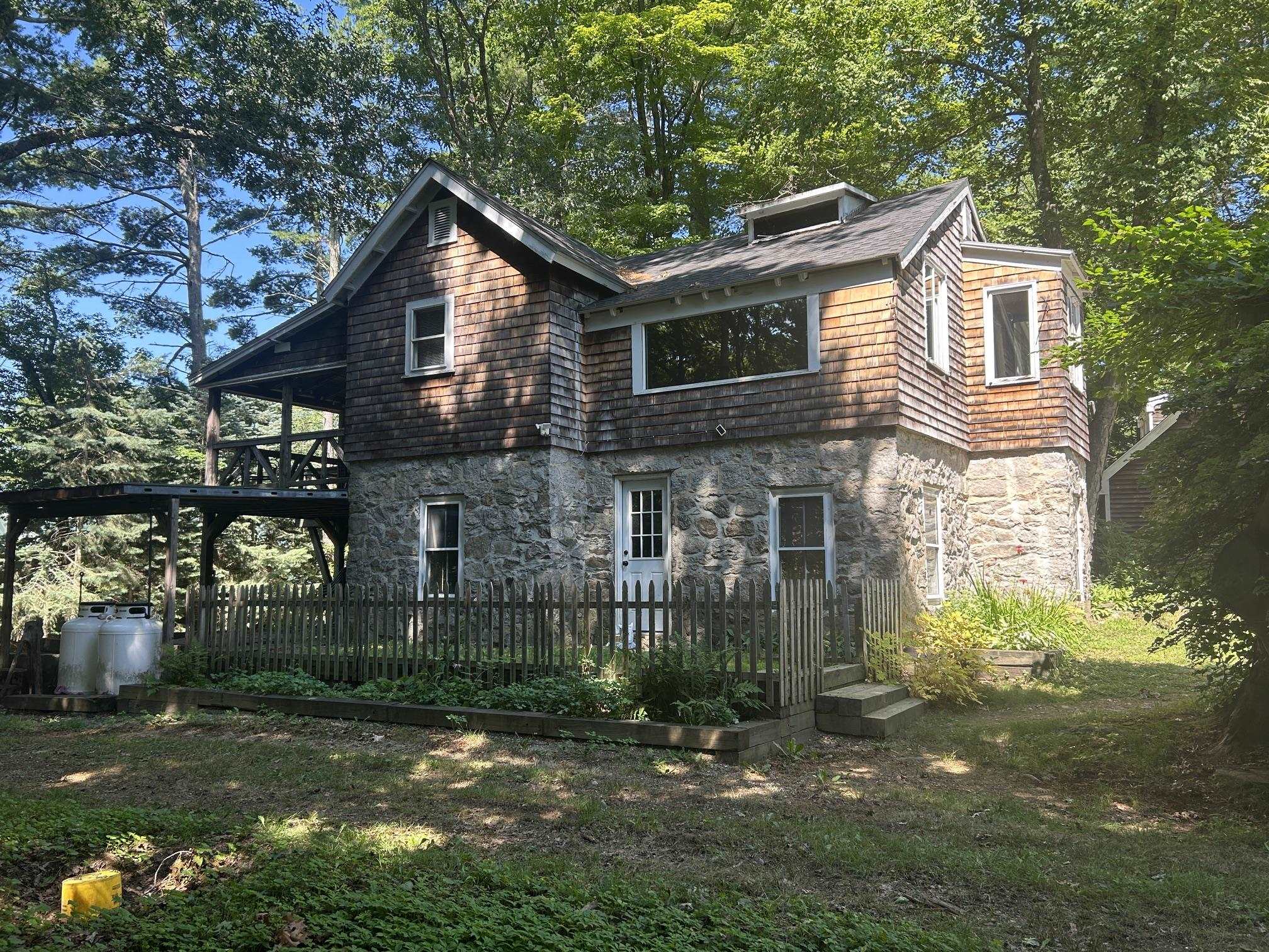 62 Onway Lake Road Property Photo 5