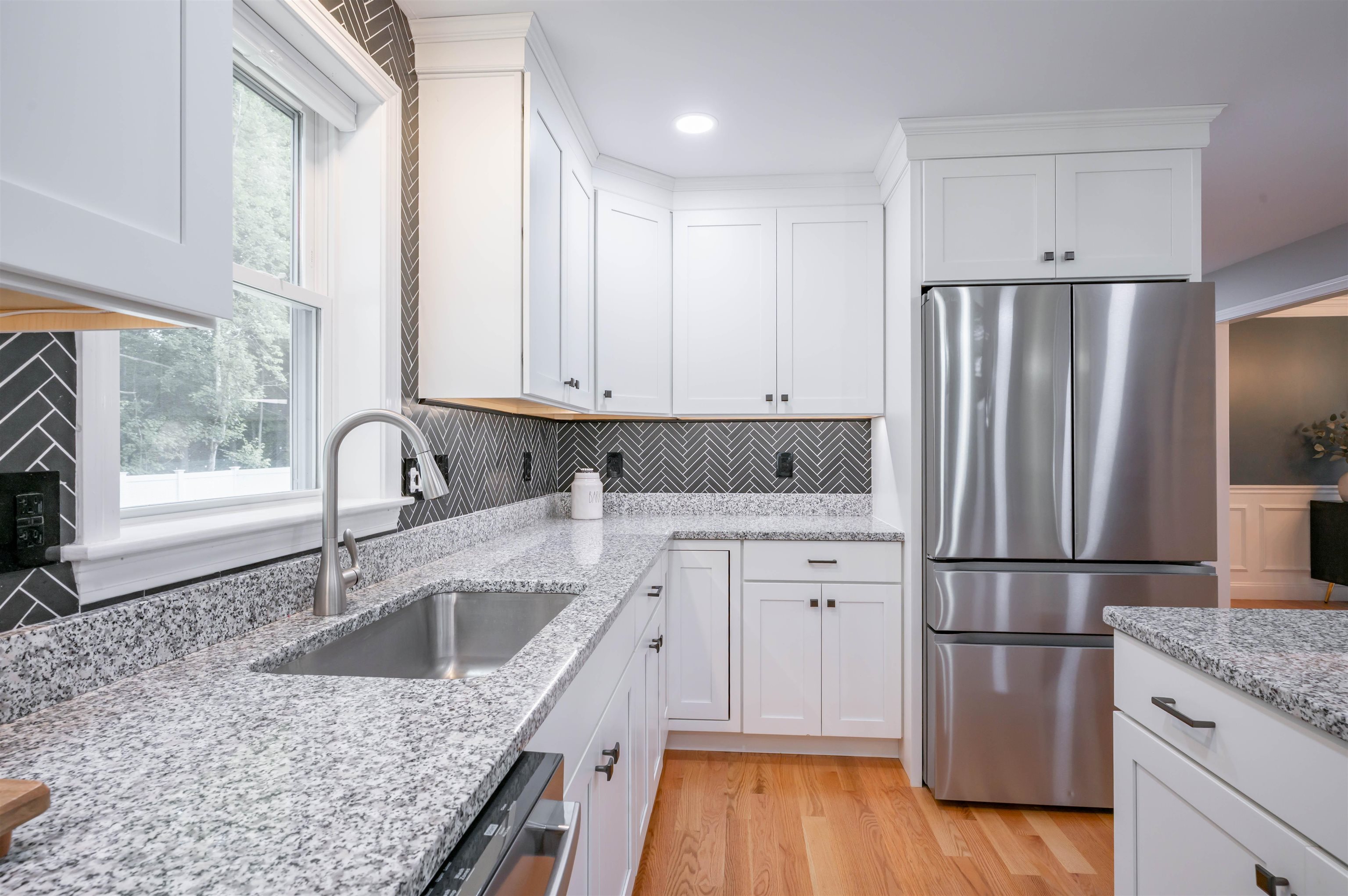 2 Lorelai Way Property Photo 8