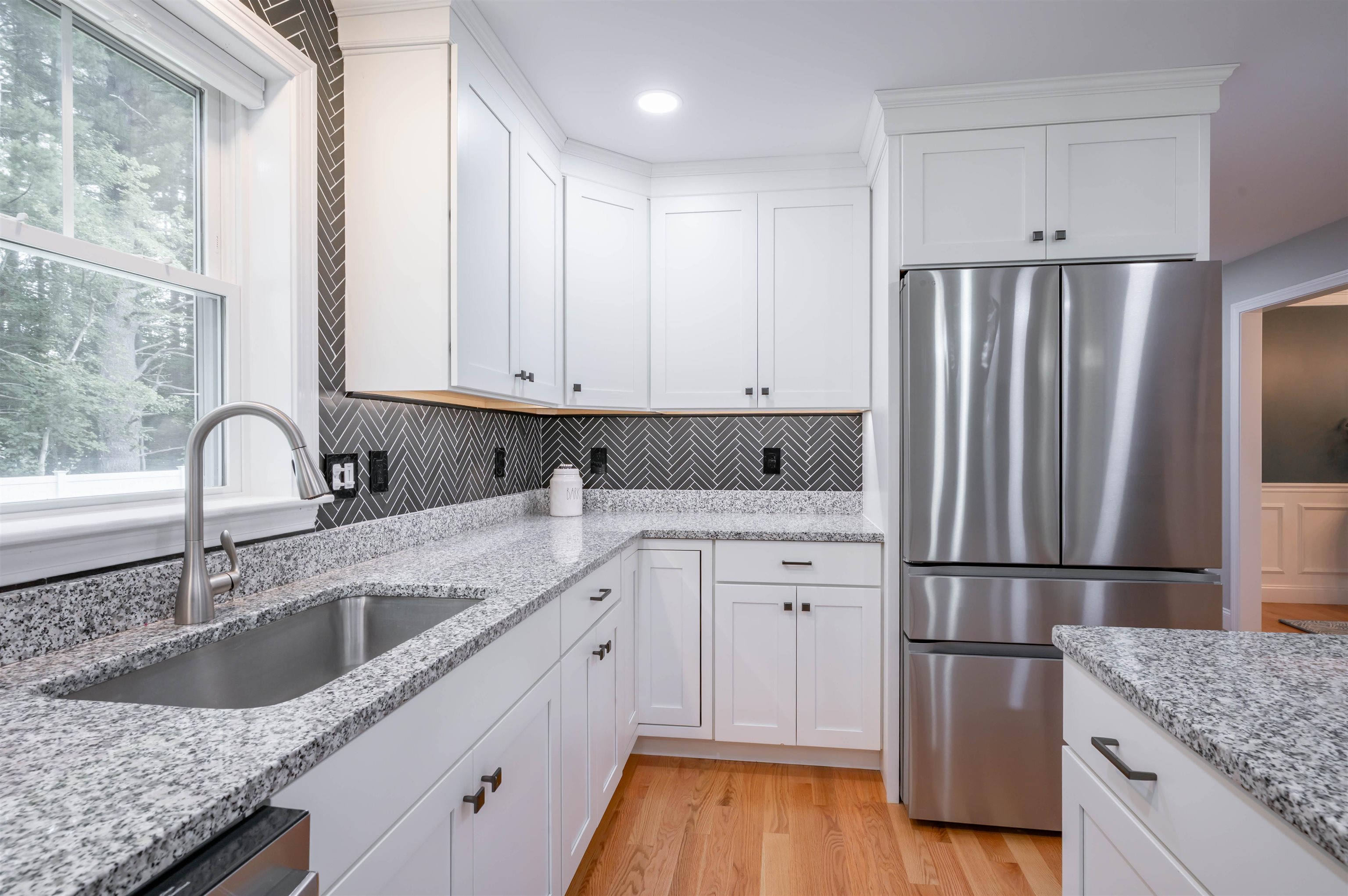2 Lorelai Way Property Photo 9