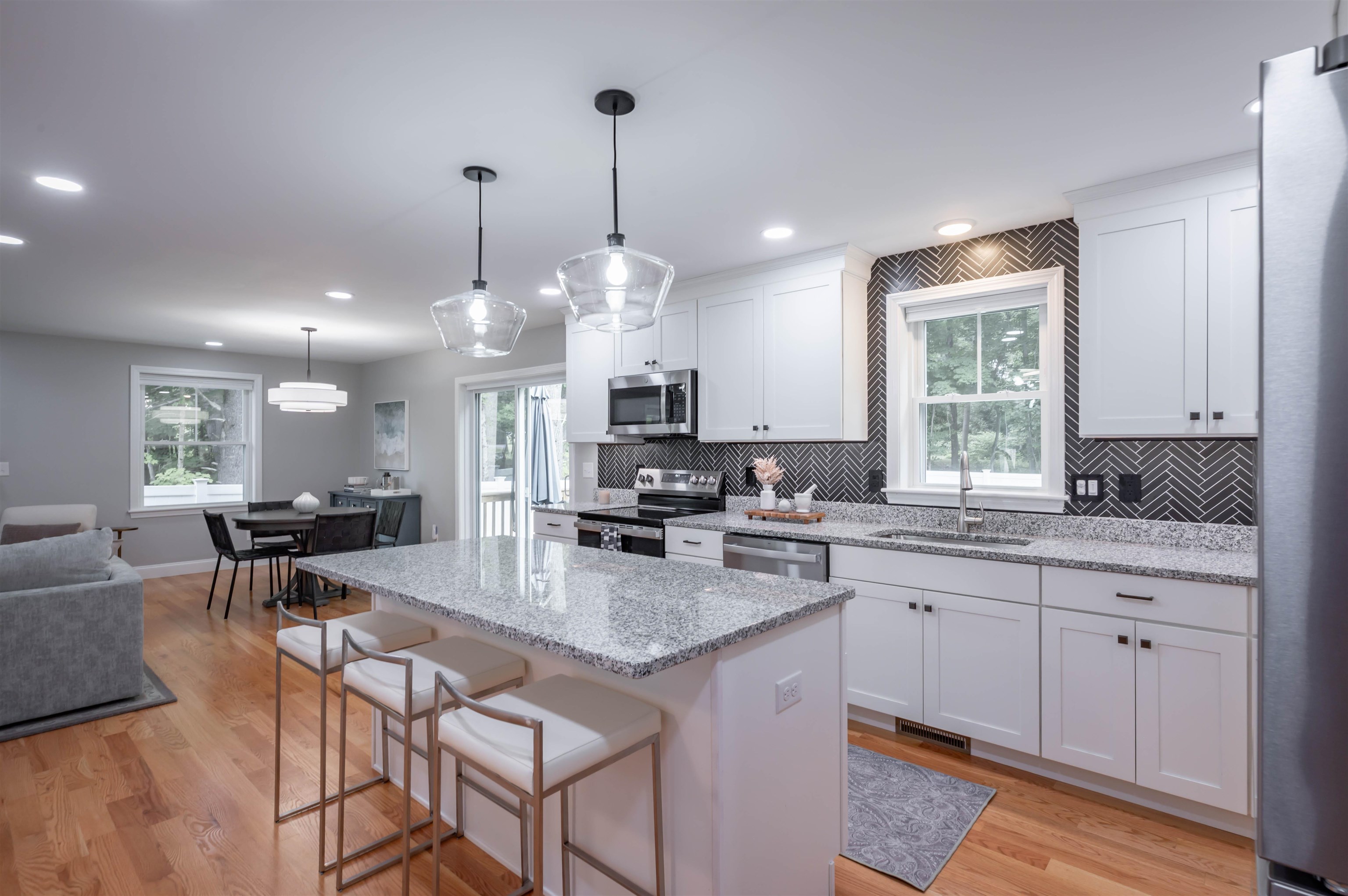 2 Lorelai Way Property Photo 12