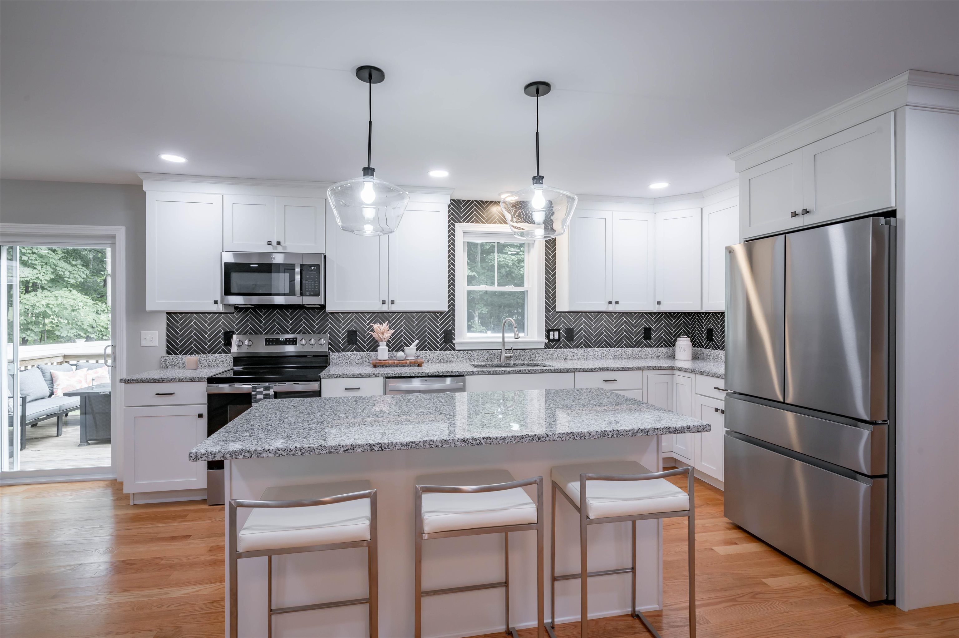 2 Lorelai Way Property Photo 13