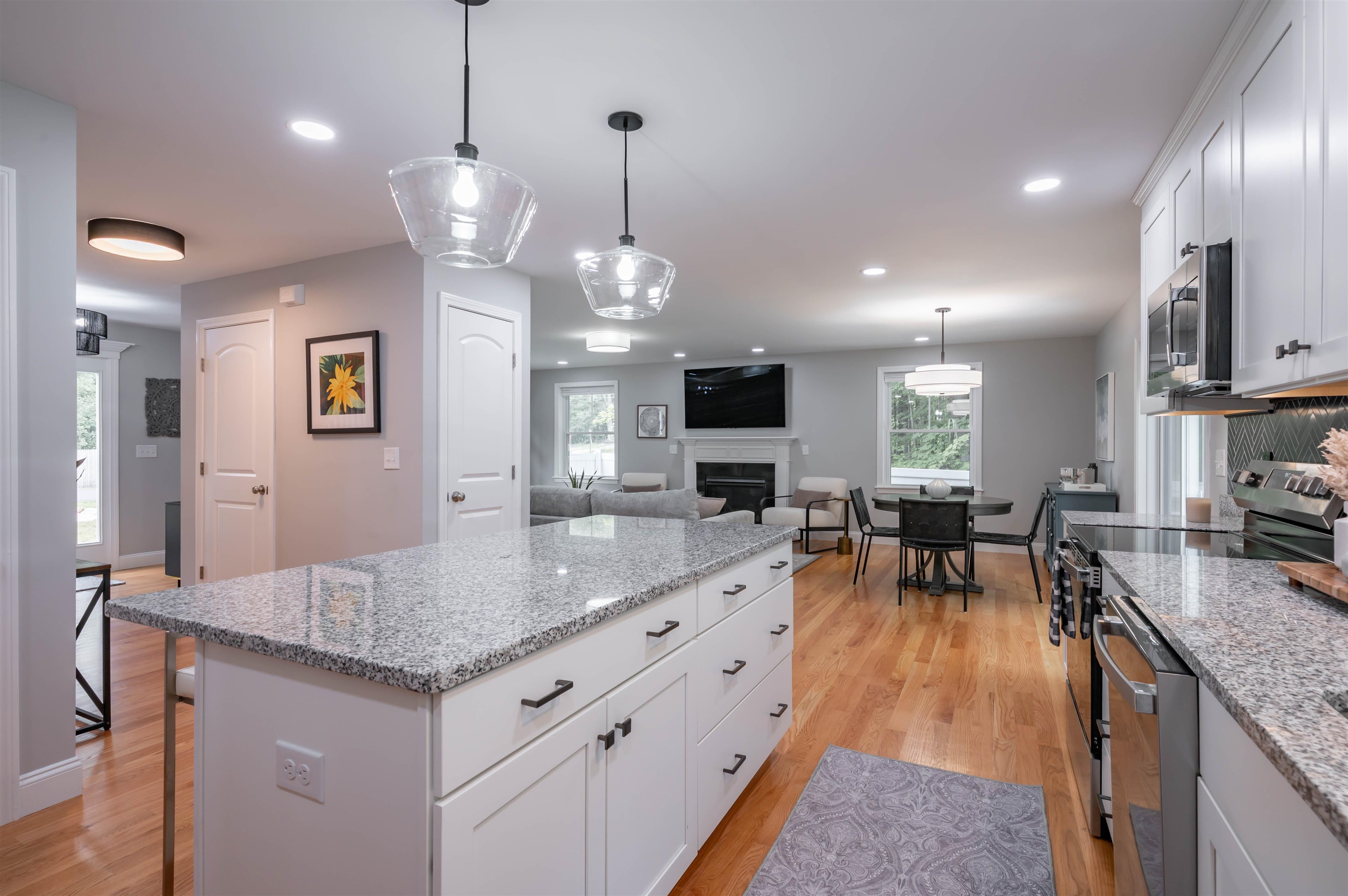 2 Lorelai Way Property Photo 17