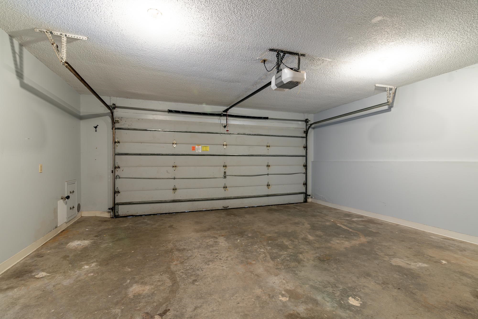 22 Meadowbrook Village Property Photo 27