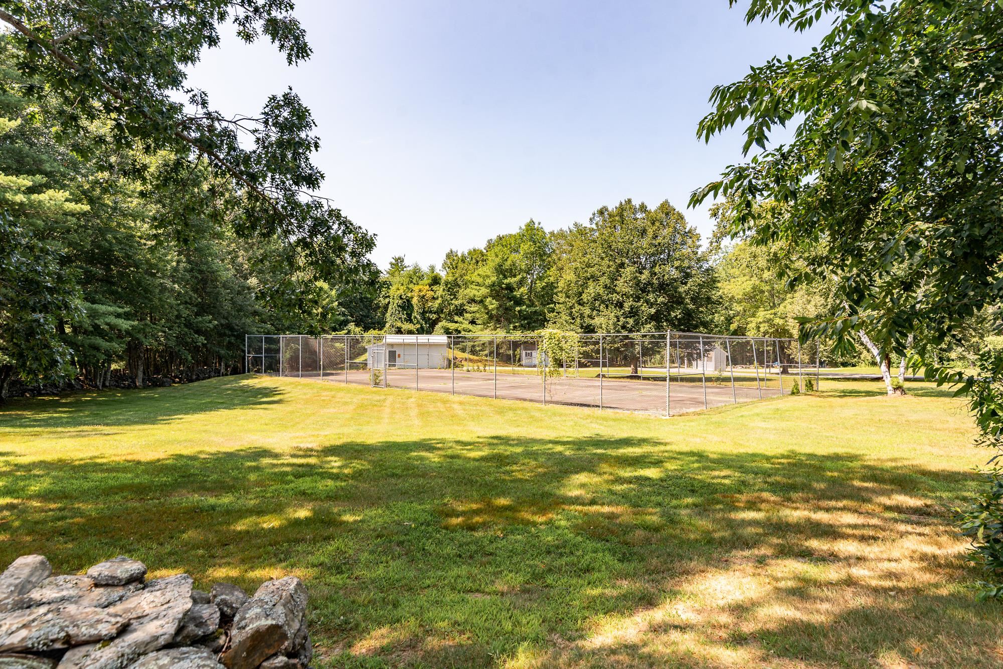22 Meadowbrook Village Property Photo 30