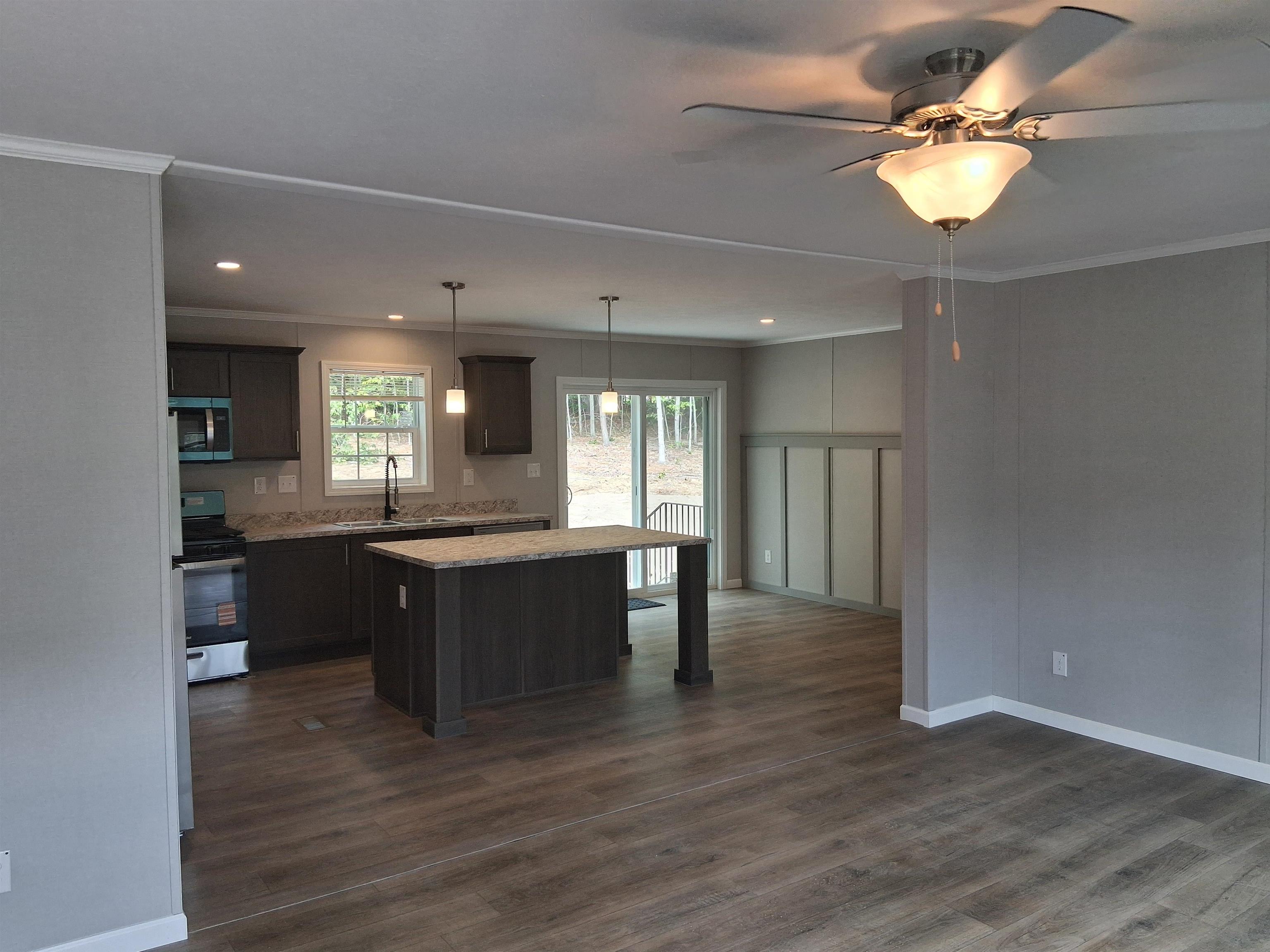 125 County Farm Road Property Photo 8