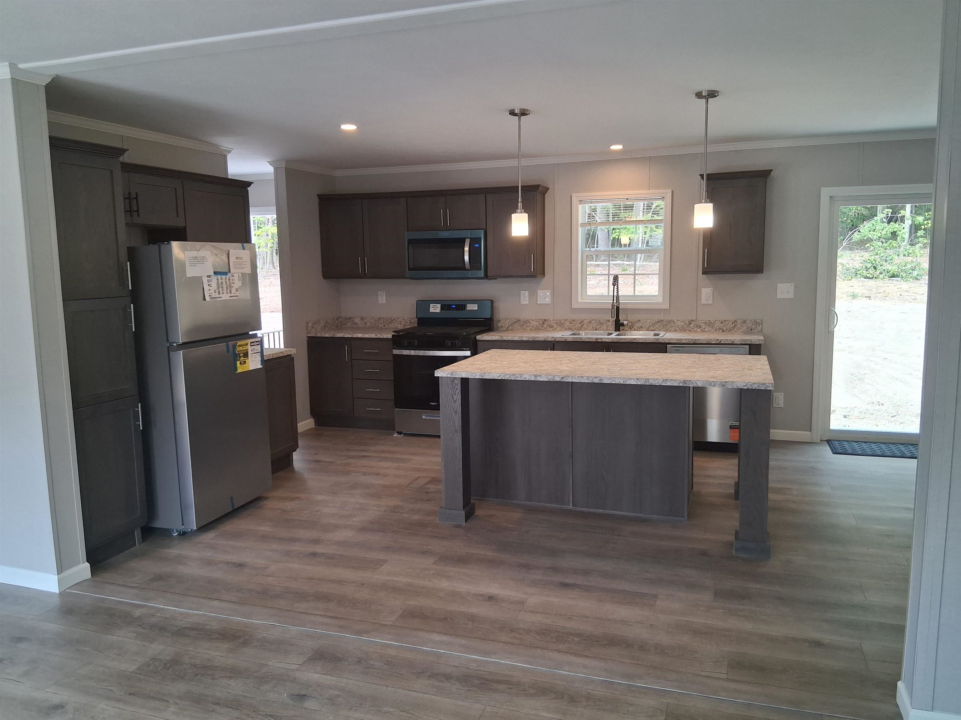 125 County Farm Road Property Photo 9