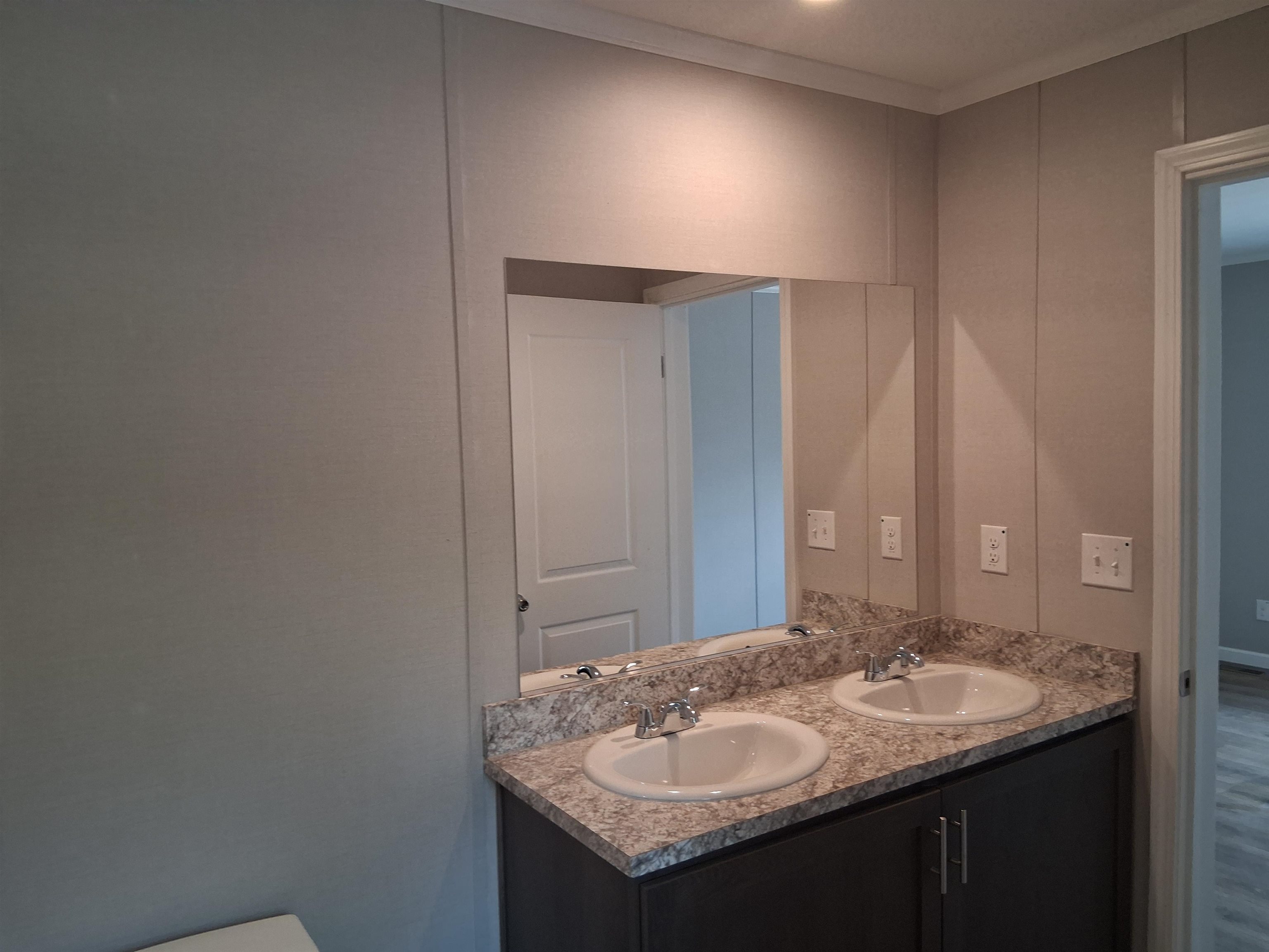 125 County Farm Road Property Photo 17