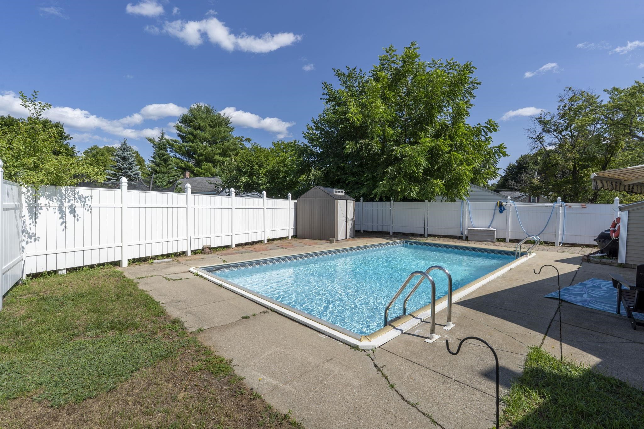79 Bow Street Property Photo 3