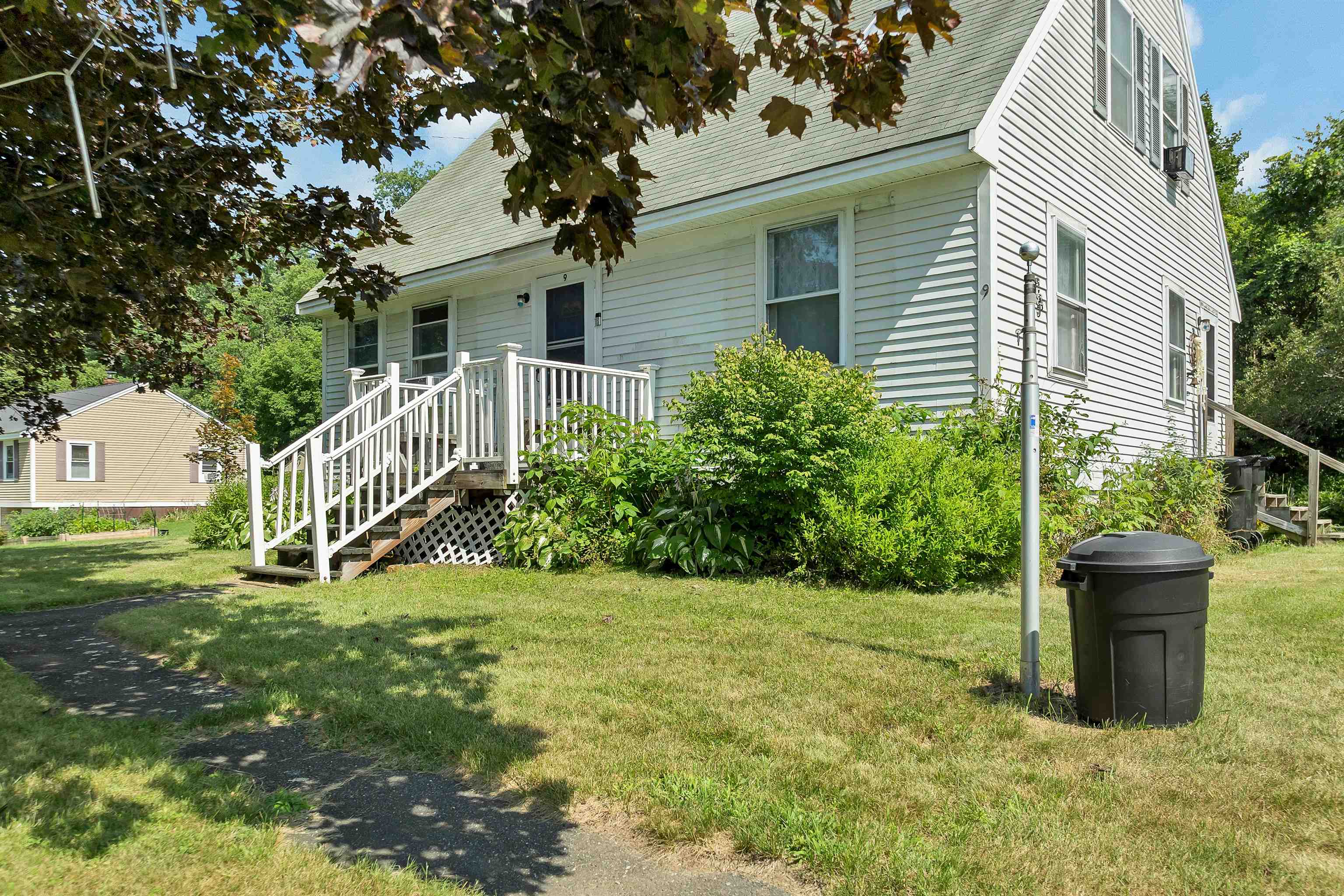9 Alderwood Court Property Photo 2