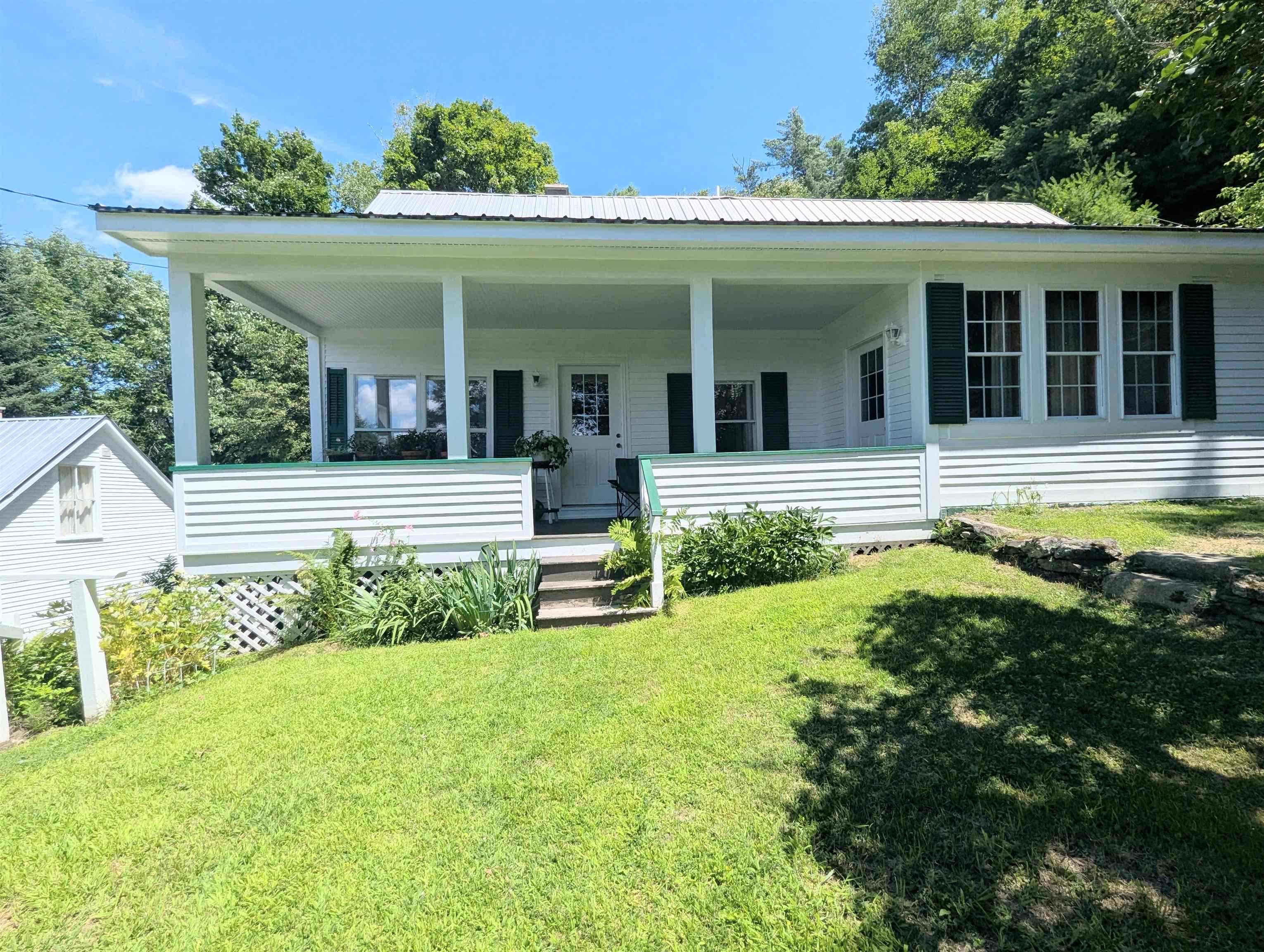 60 James Street Property Photo 5