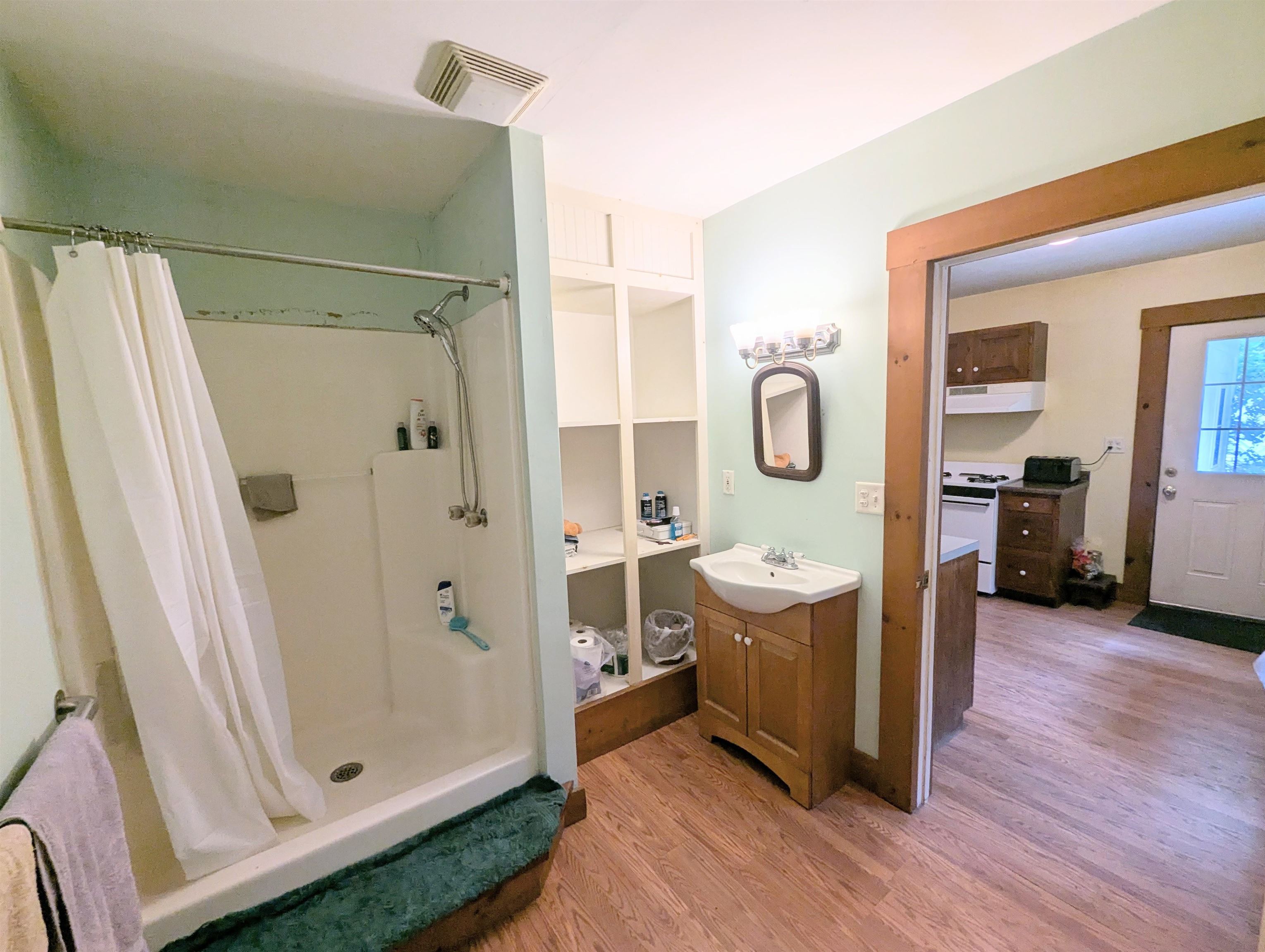 60 James Street Property Photo 10