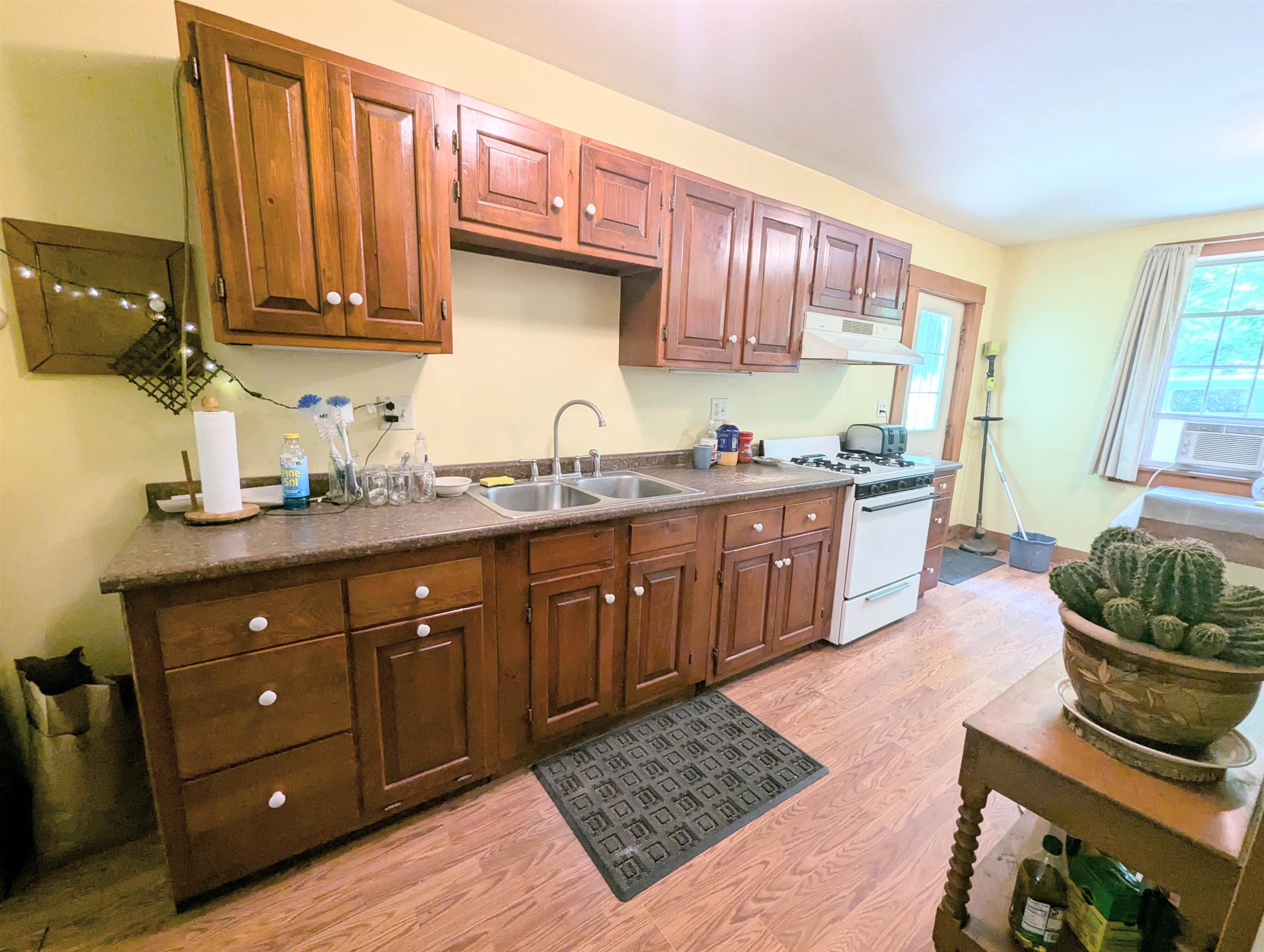 60 James Street Property Photo 12
