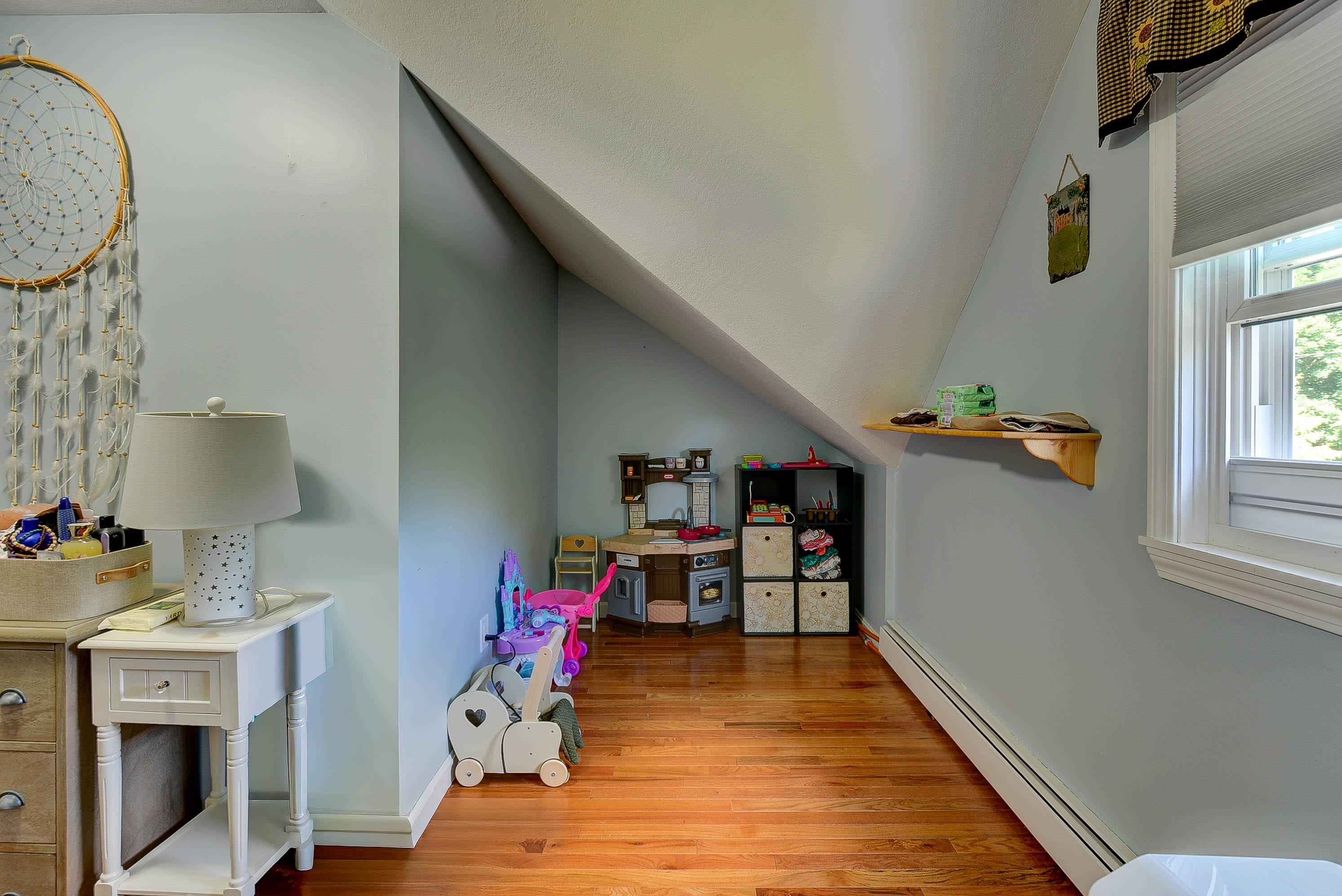 99 Wentworth Avenue Property Photo 29
