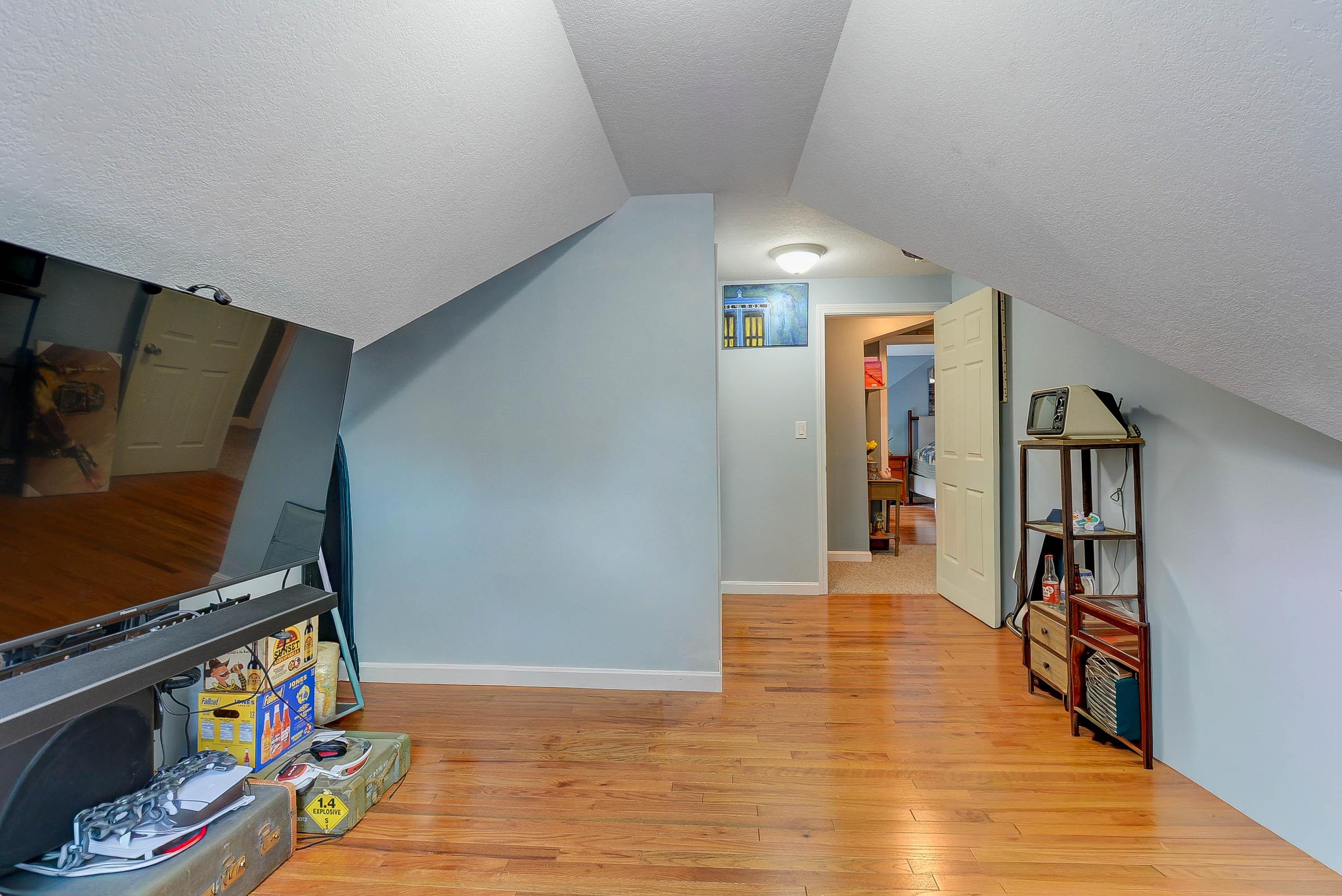 99 Wentworth Avenue Property Photo 32