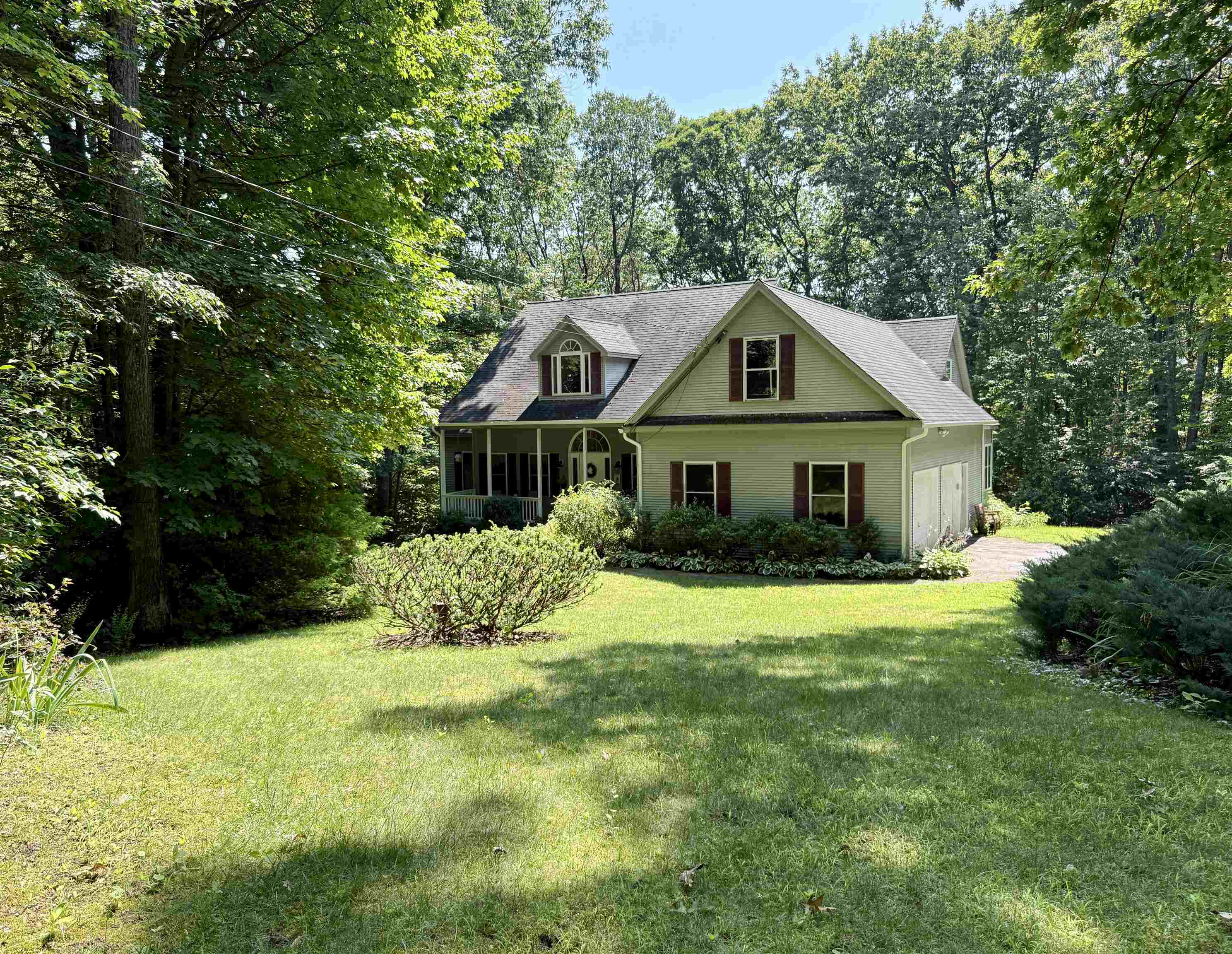 14 Fieldstone Drive Property Photo 3