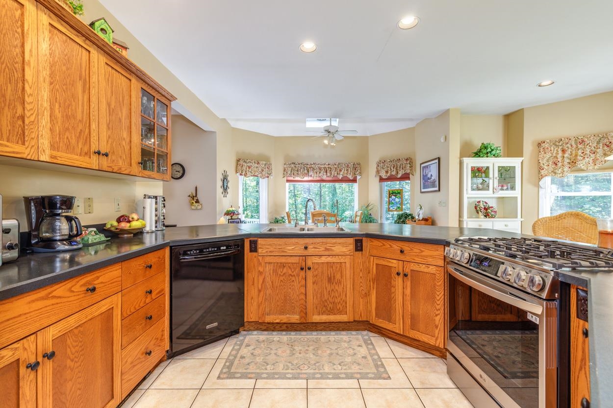 14 Fieldstone Drive Property Photo 14