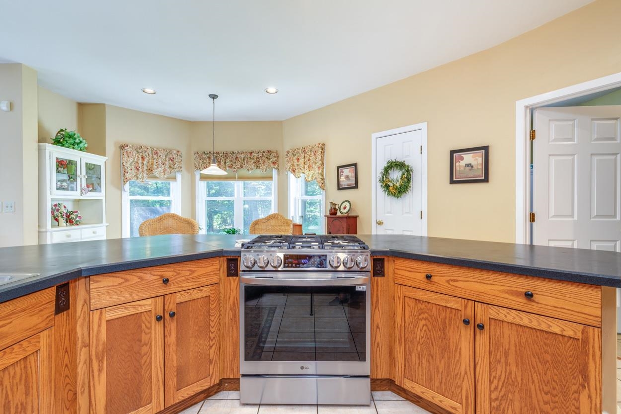 14 Fieldstone Drive Property Photo 15