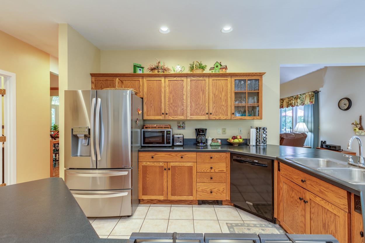 14 Fieldstone Drive Property Photo 17