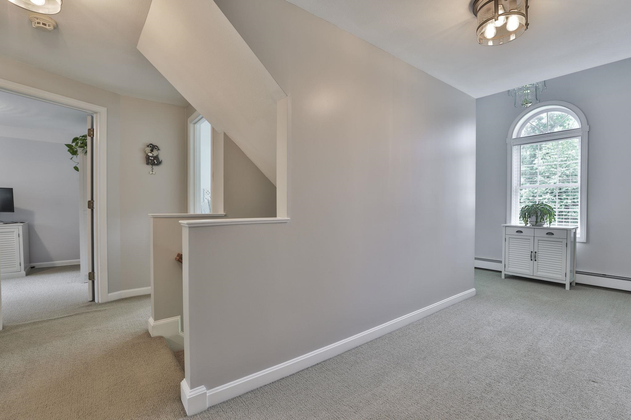 7 Kenwood Drive Property Photo 35