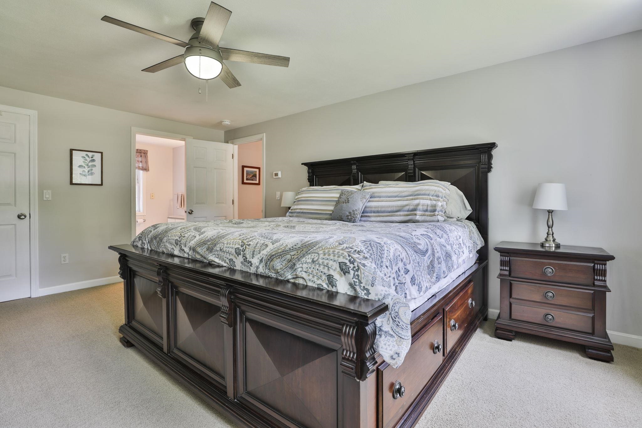 7 Kenwood Drive Property Photo 44