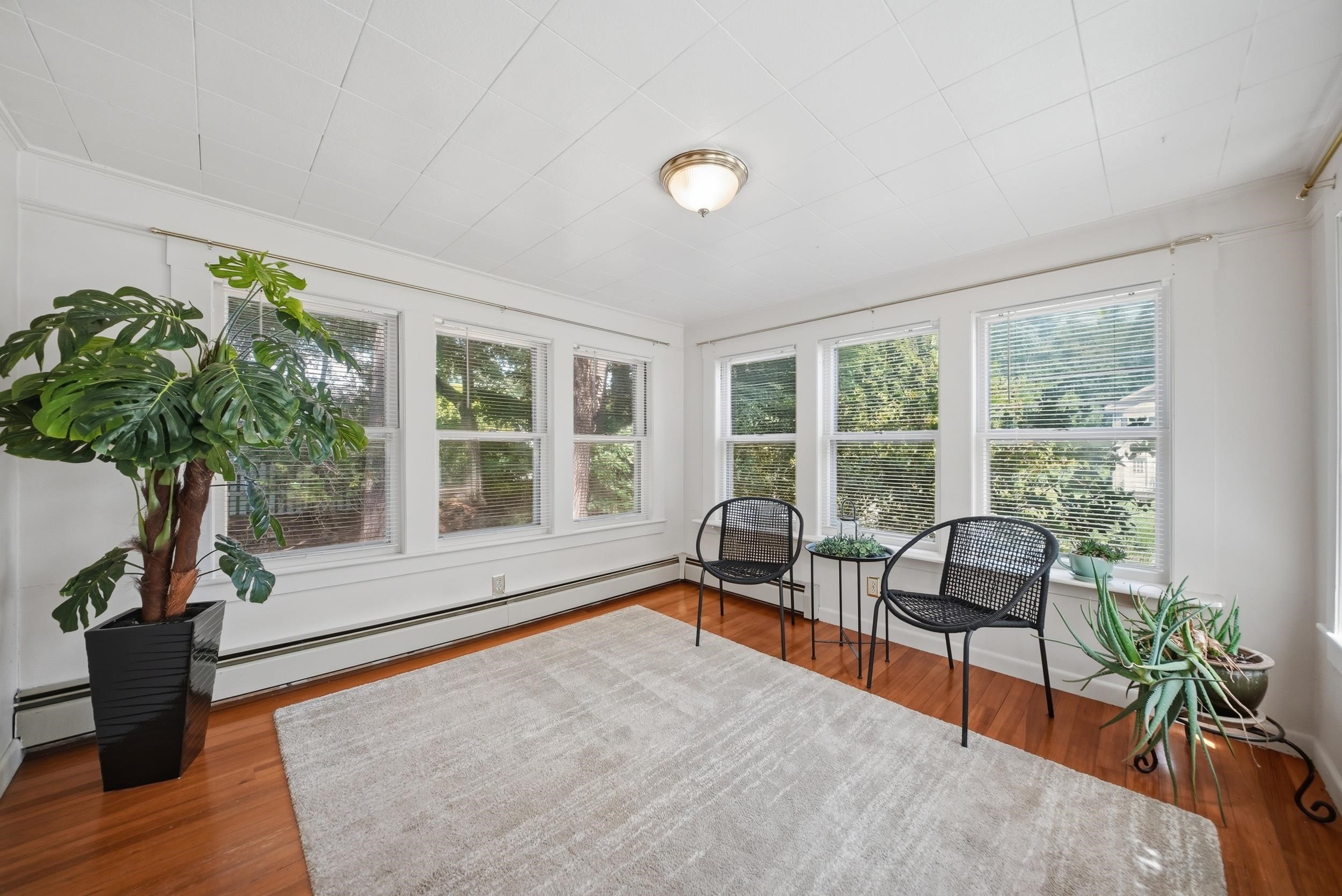 545 N State Street Property Photo 14
