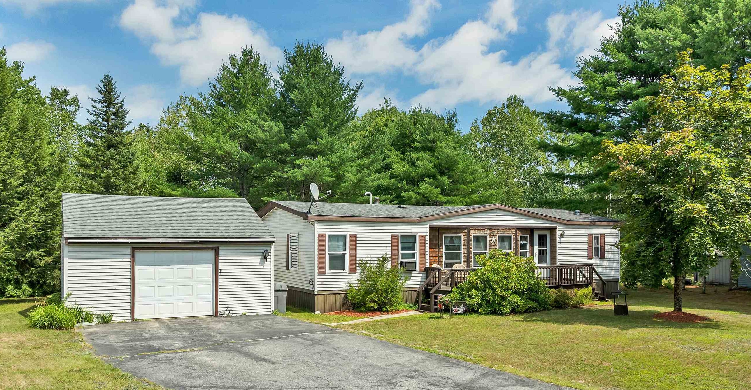 61 Eagles Way Property Photo 1