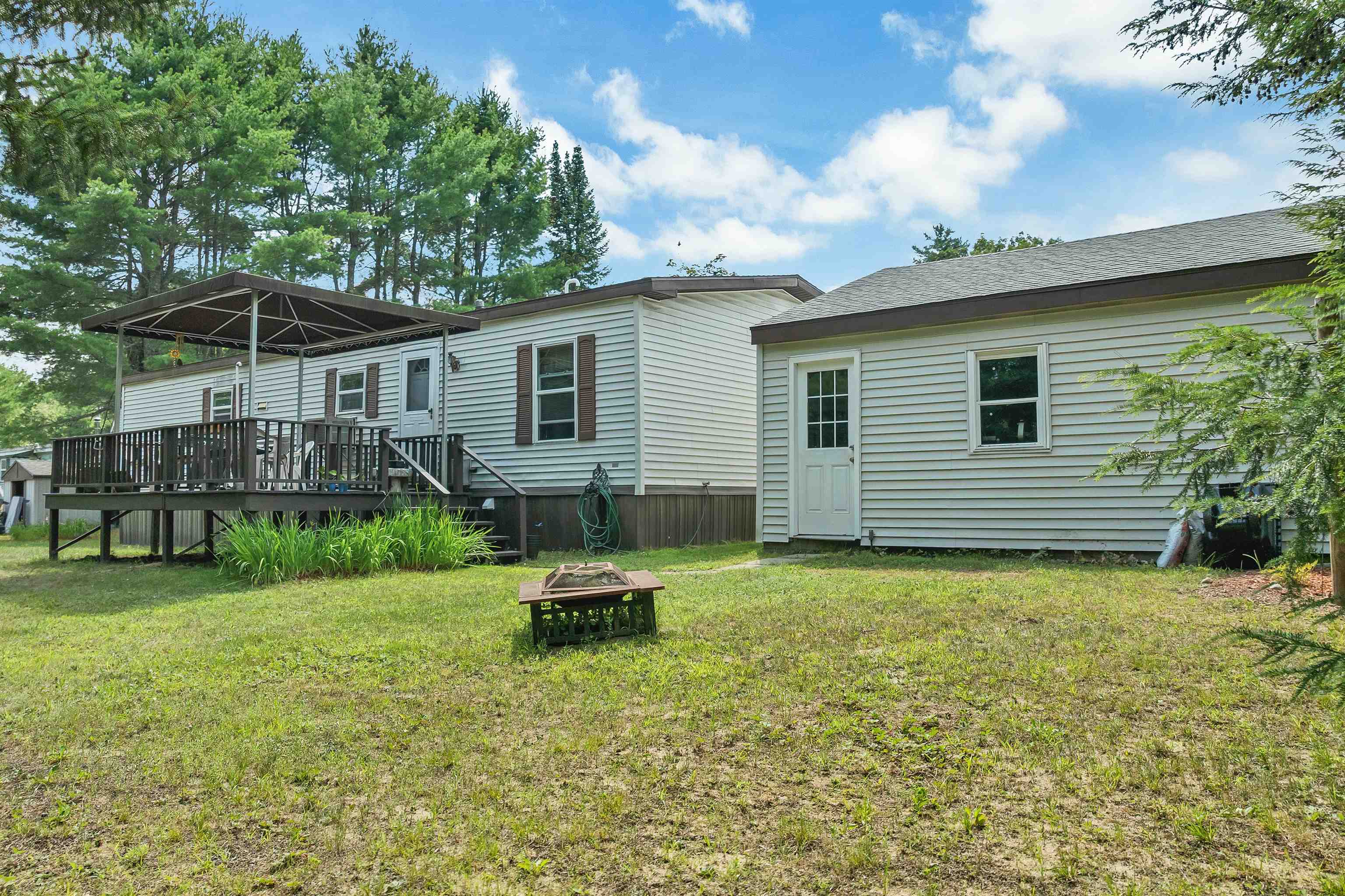61 Eagles Way Property Photo 3