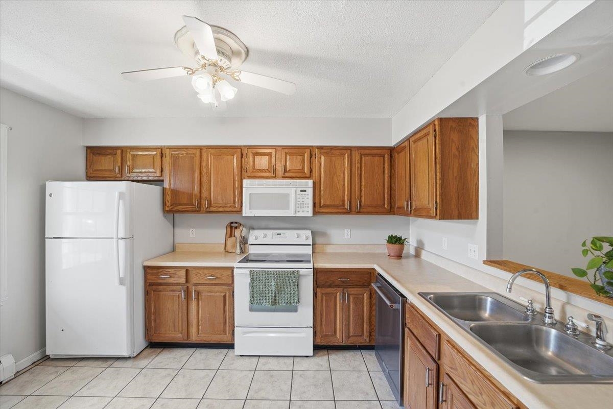 60 Brickyard Road Property Photo 4