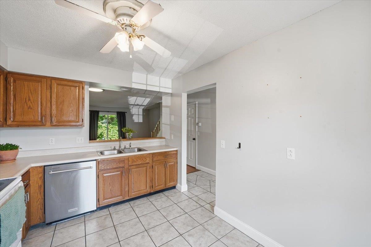 60 Brickyard Road Property Photo 5