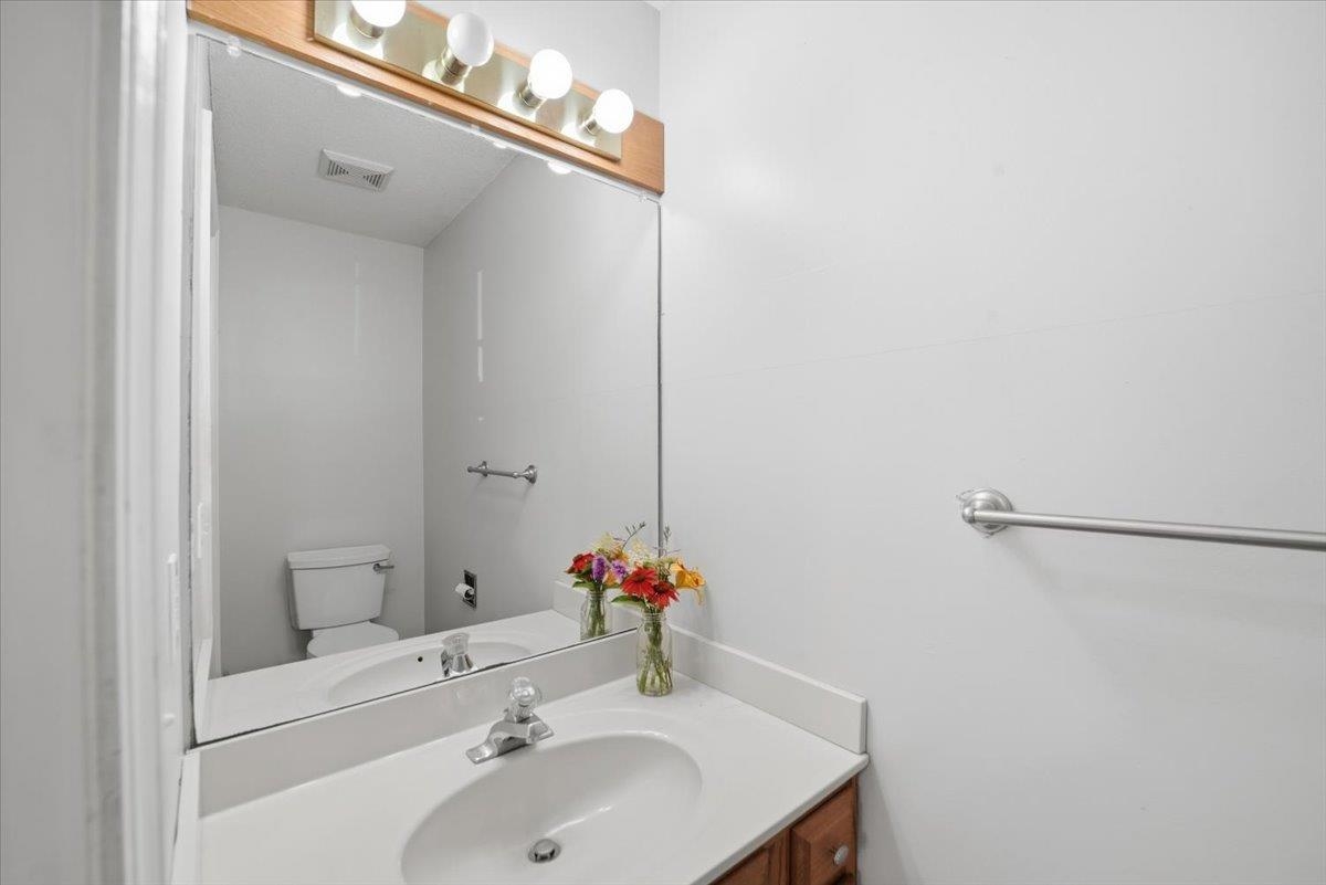 60 Brickyard Road Property Photo 7