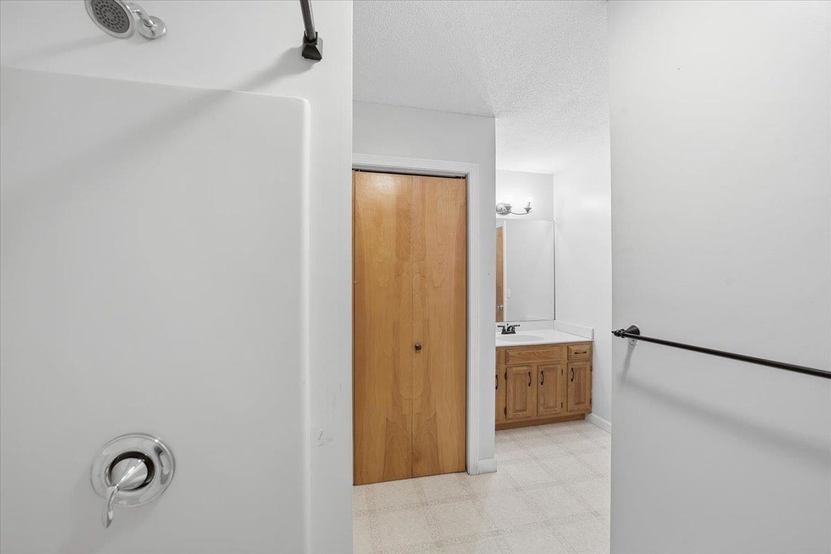 60 Brickyard Road Property Photo 15