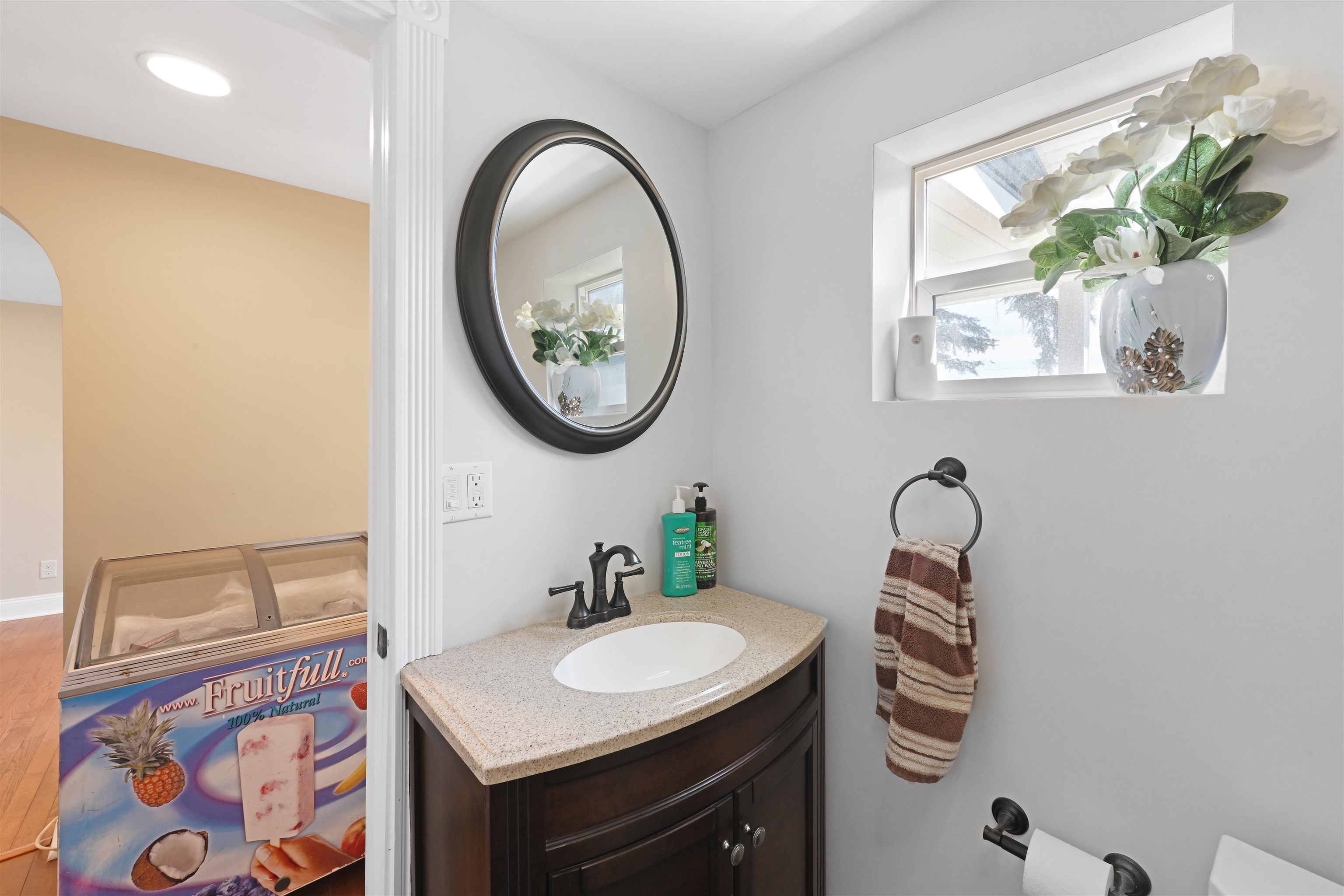 2551 W Shore Road Property Photo 15