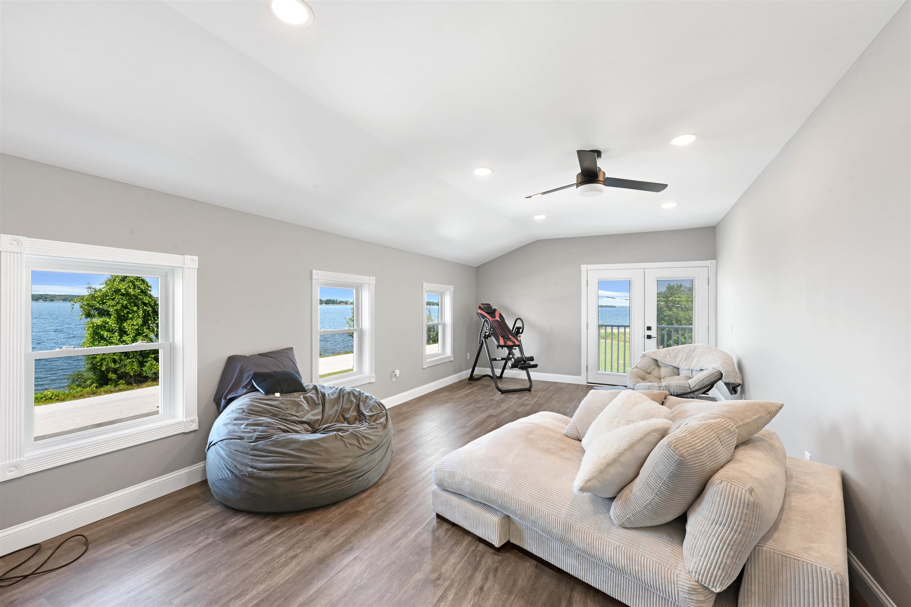 2551 W Shore Road Property Photo 29
