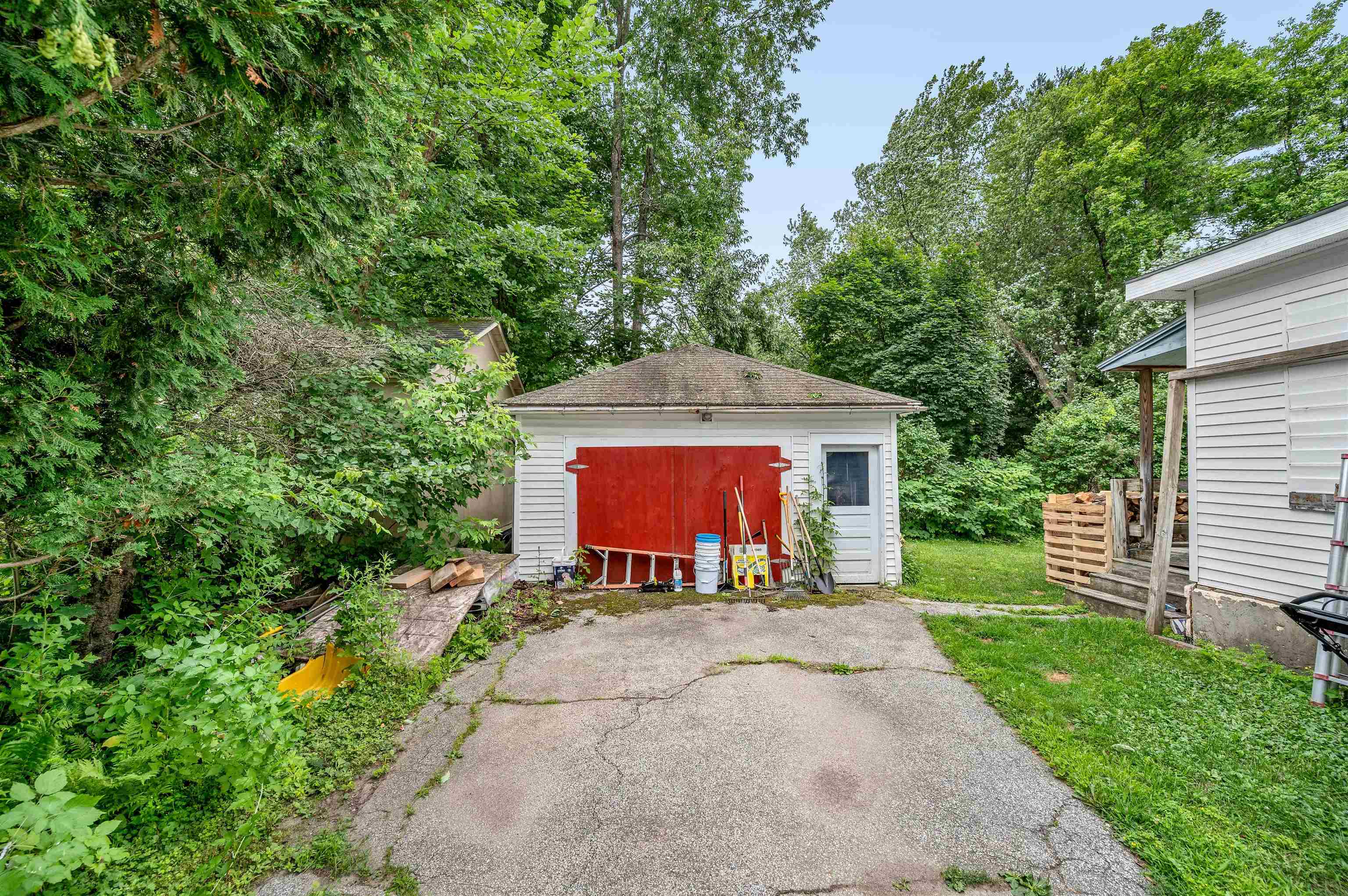 101 Washington Street Property Photo 3