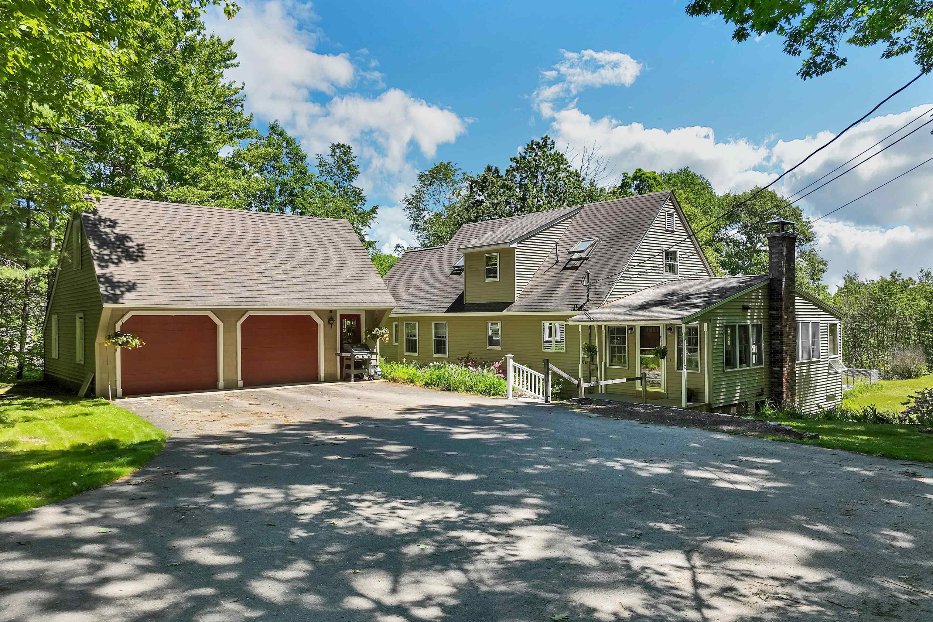 15 Ledgewood Drive Property Photo 1